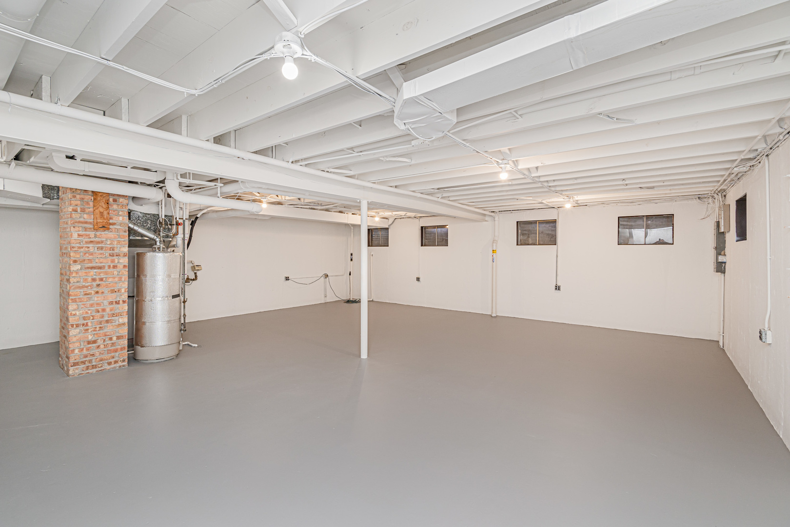 12243 S Nagle Avenue