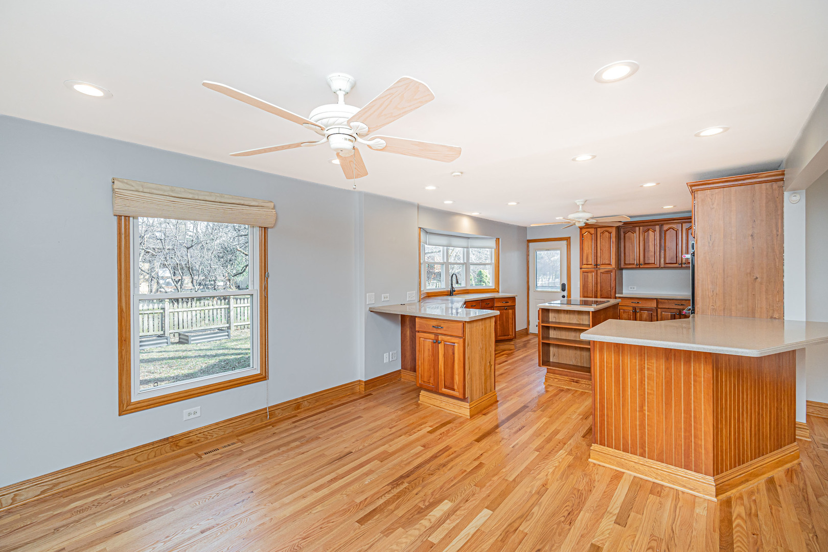 12243 S Nagle Avenue