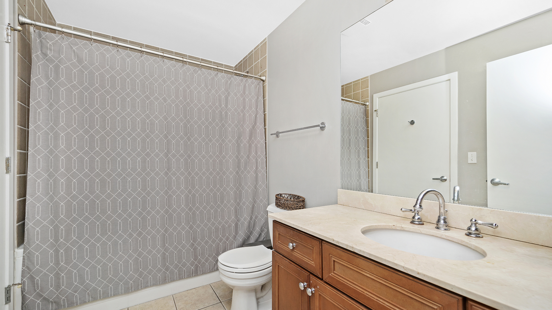 1525 S Sangamon Street Unit: 715