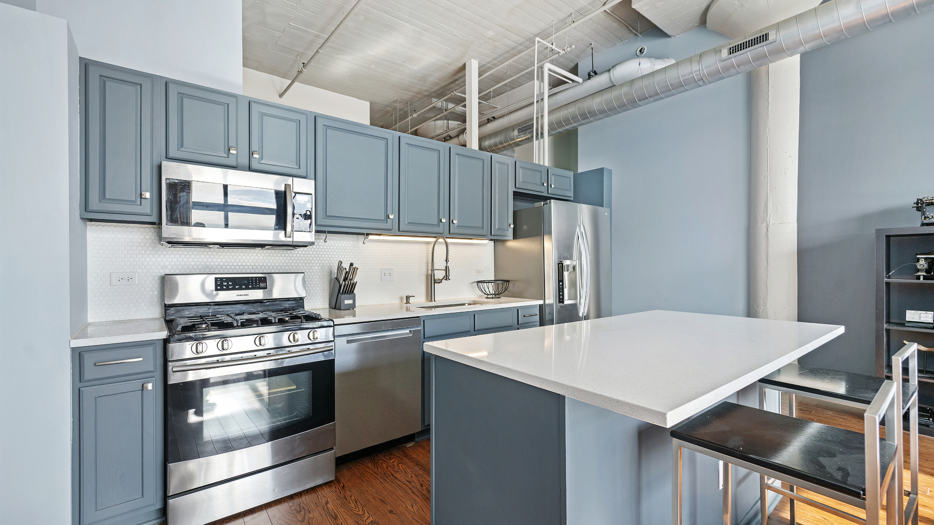 1525 S Sangamon Street Unit: 715