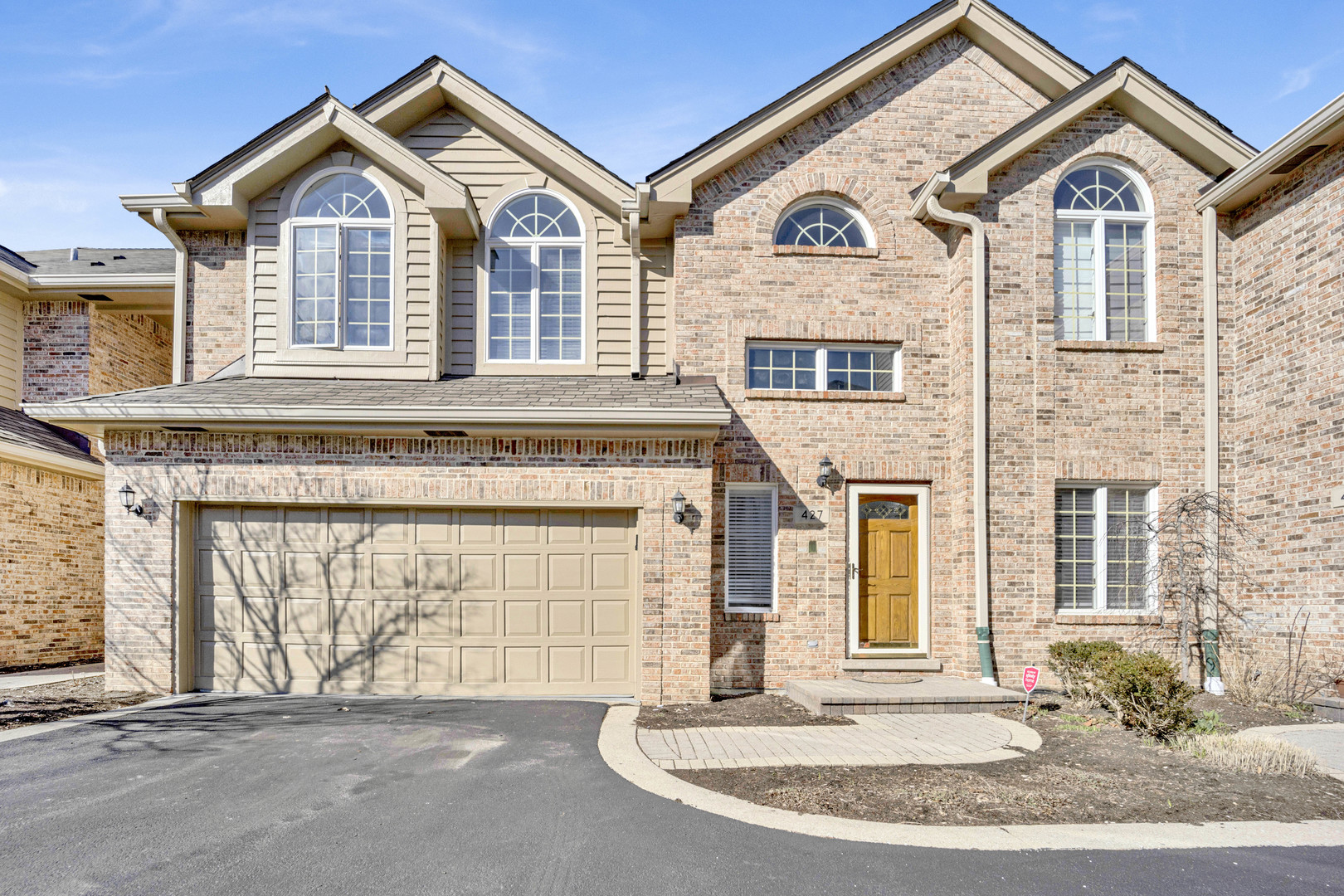 427 Ashbury Drive Unit: 427