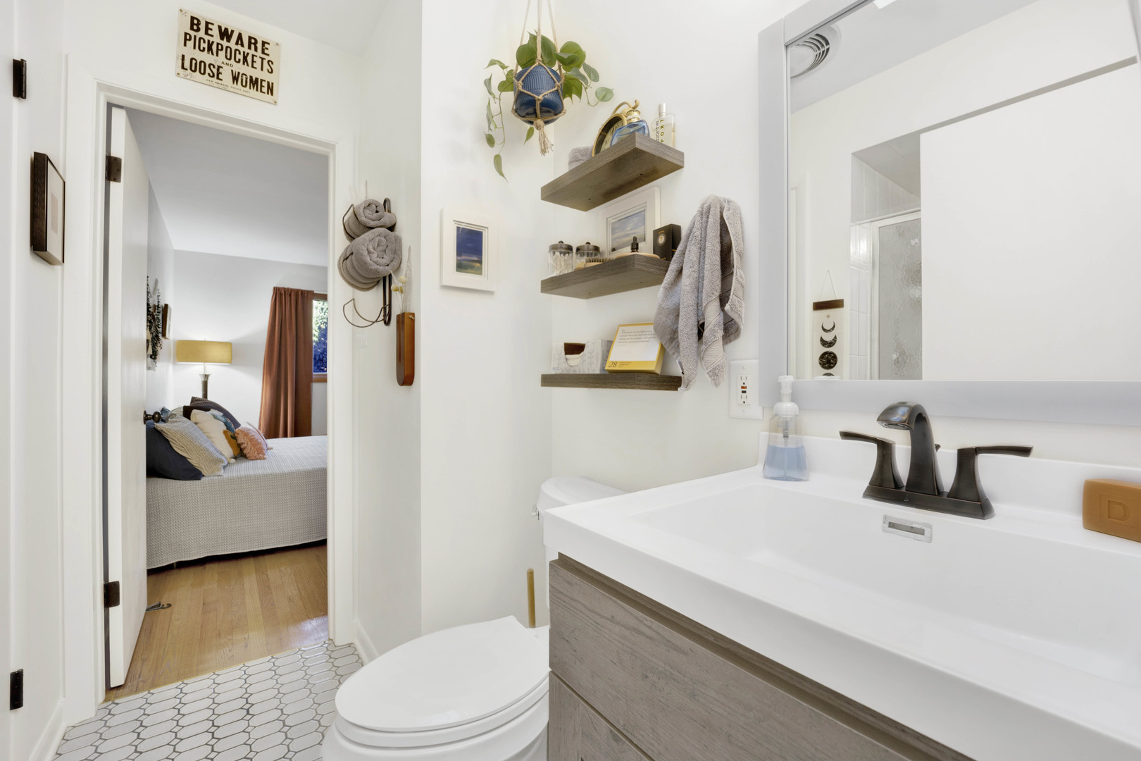 12507 S Moody Avenue