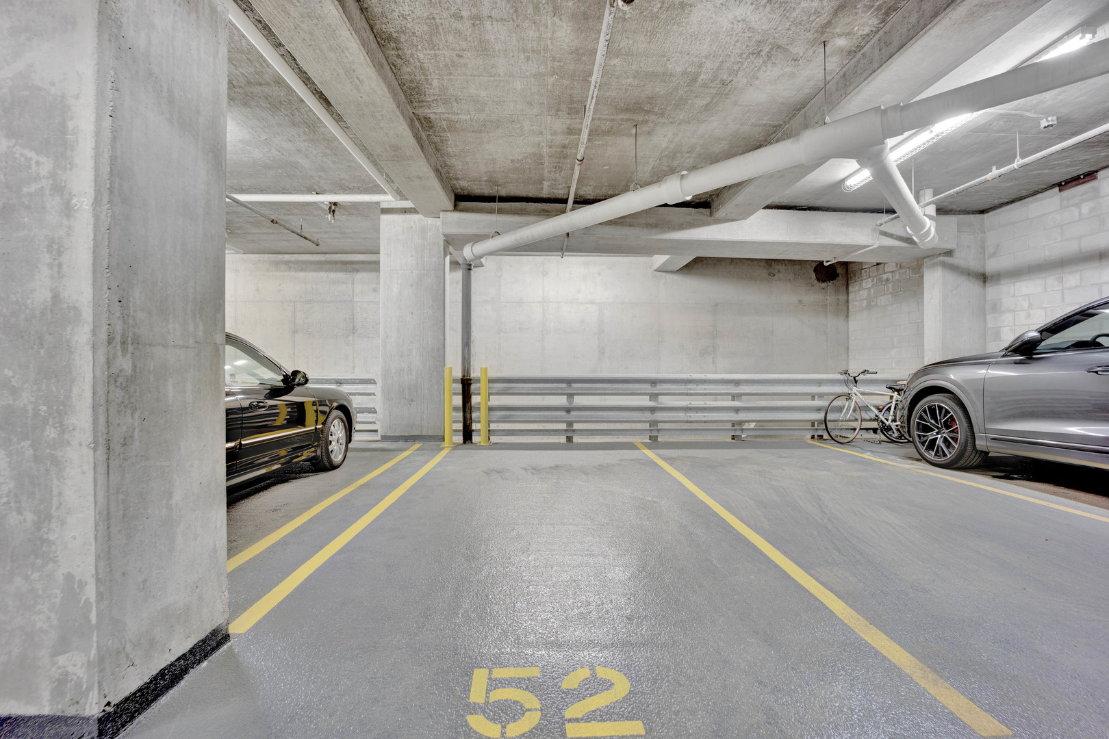 321 S Sangamon Street Unit: 303