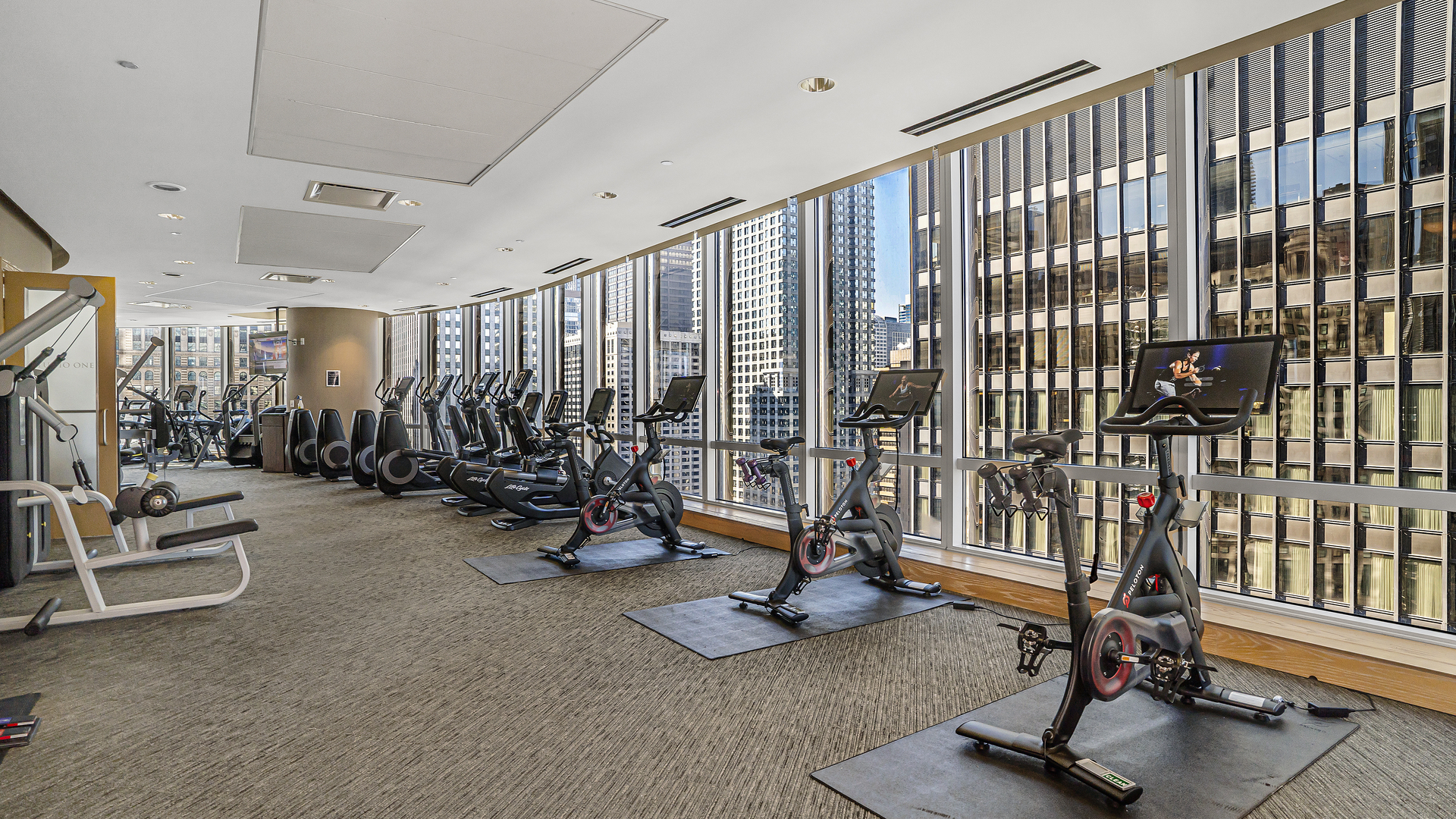 401 N Wabash Avenue Unit: 32E