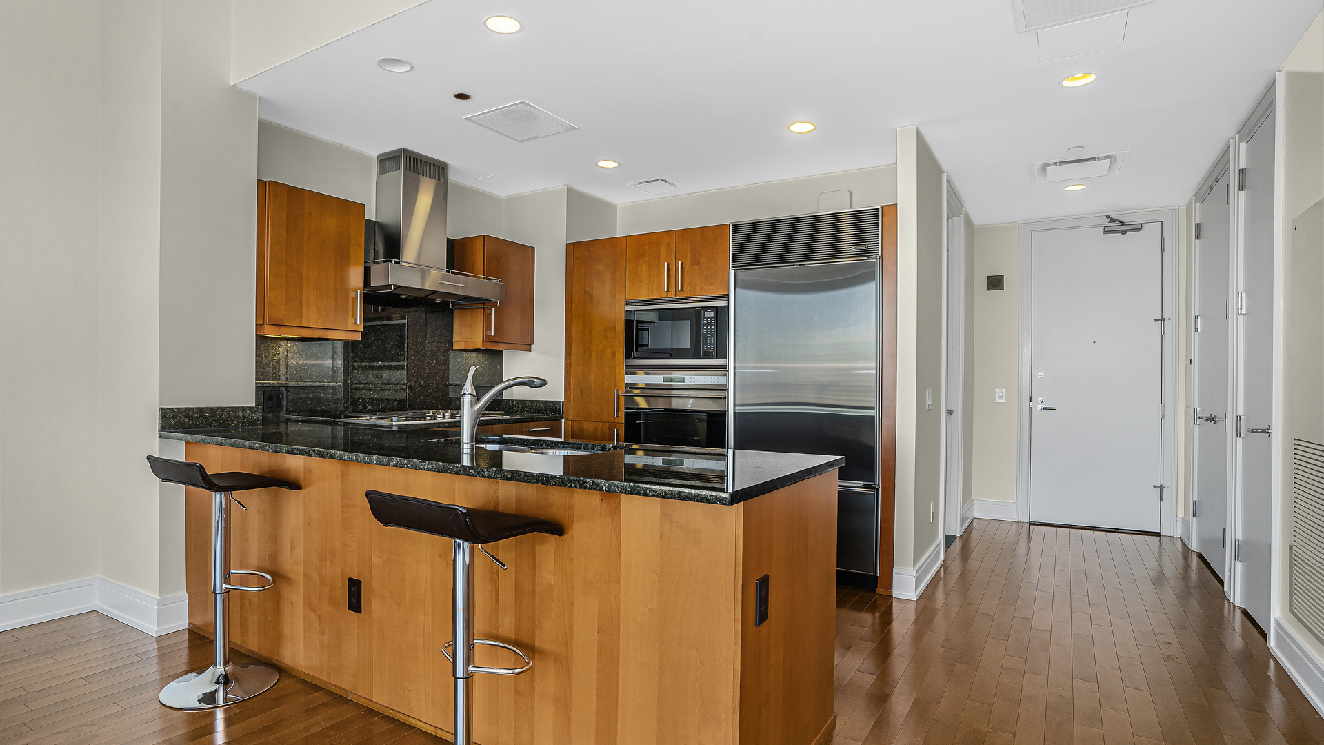 401 N Wabash Avenue Unit: 32E