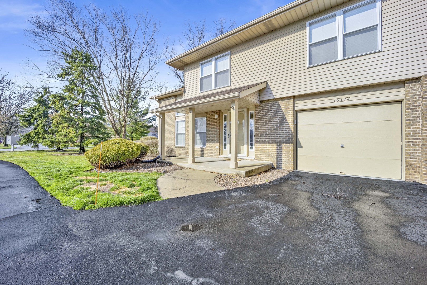 16114 Creekmont Court Unit: 16114