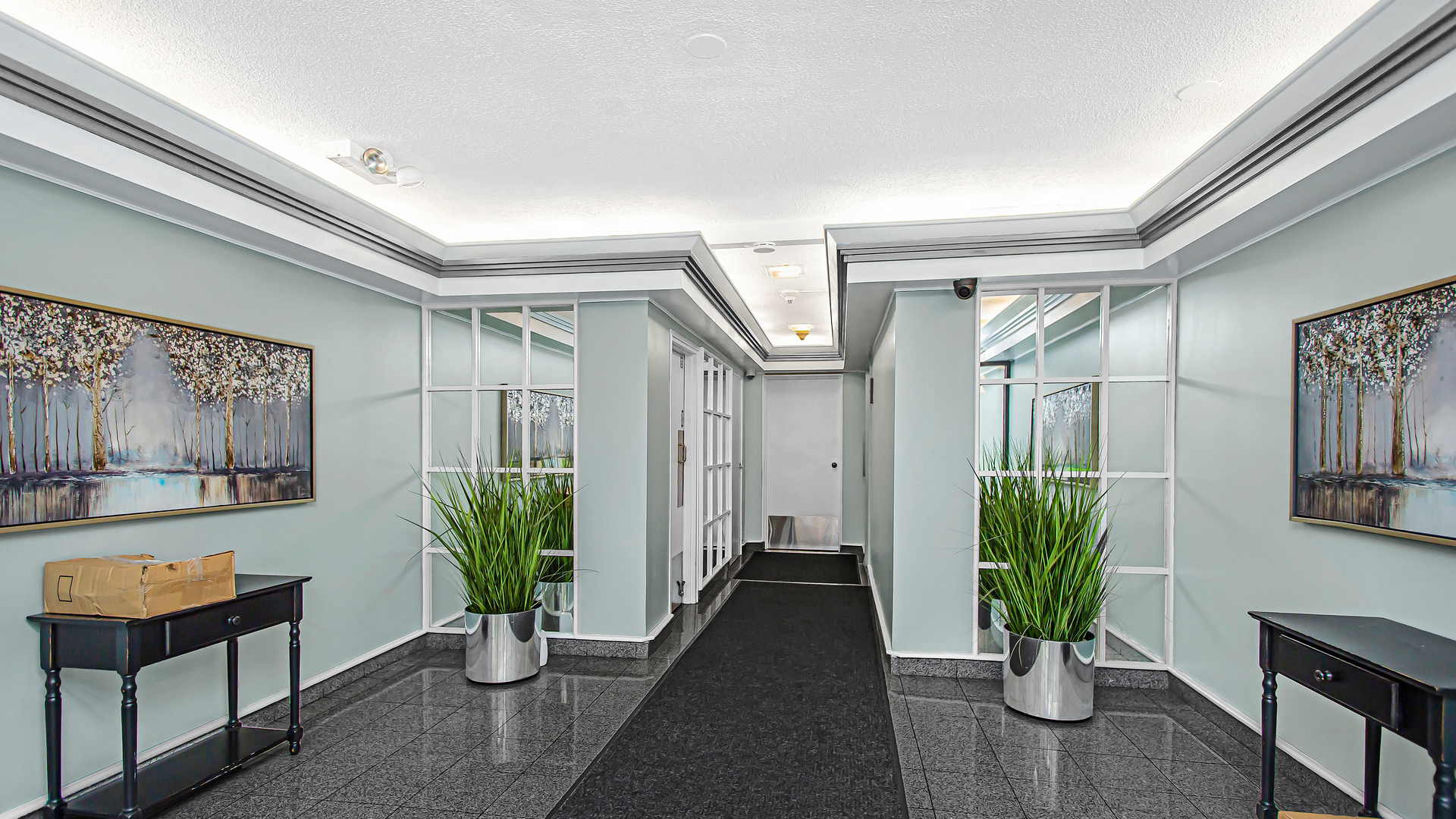 426 W Barry Avenue Unit: 511