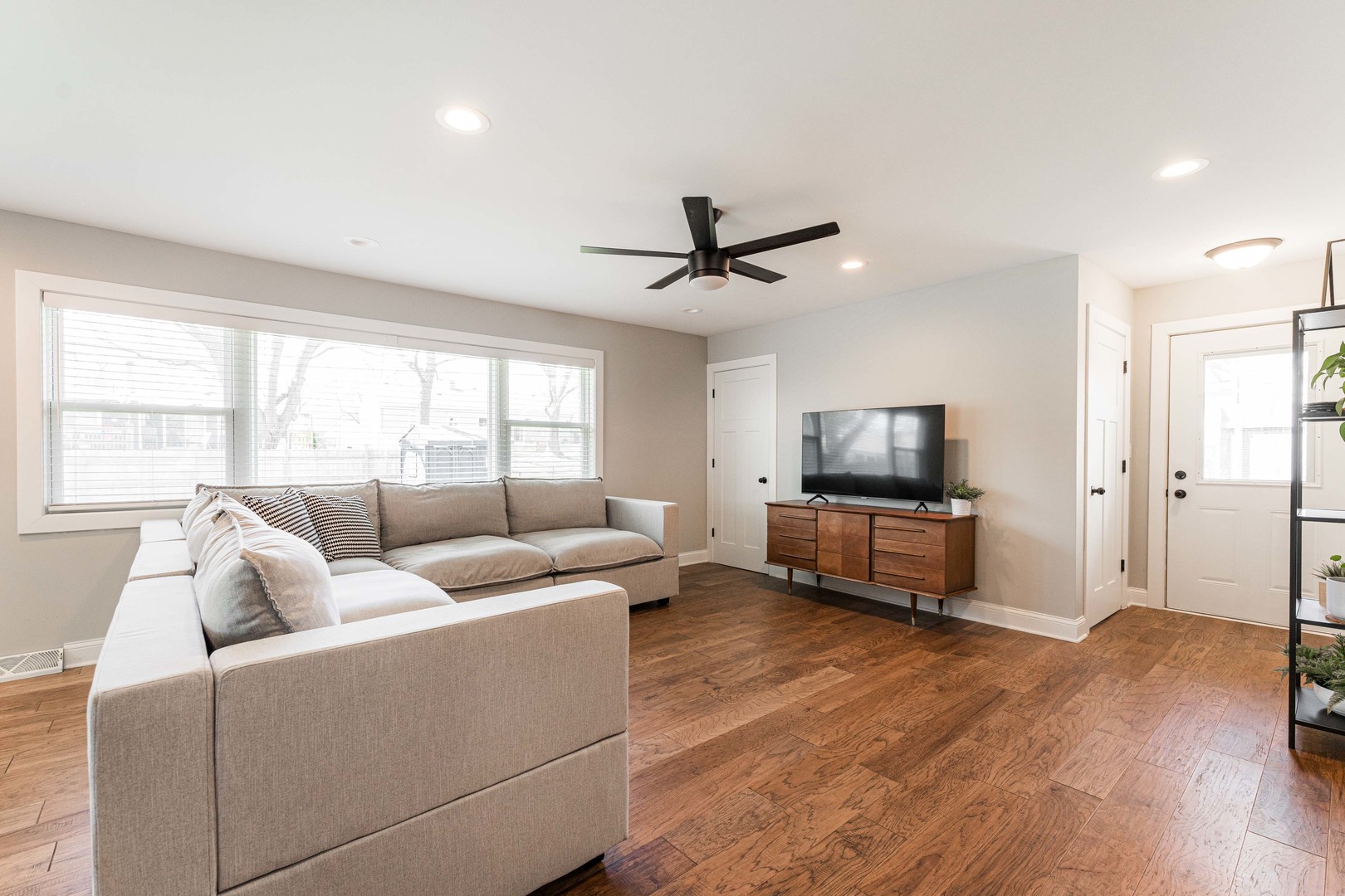15050 Holiday Court
