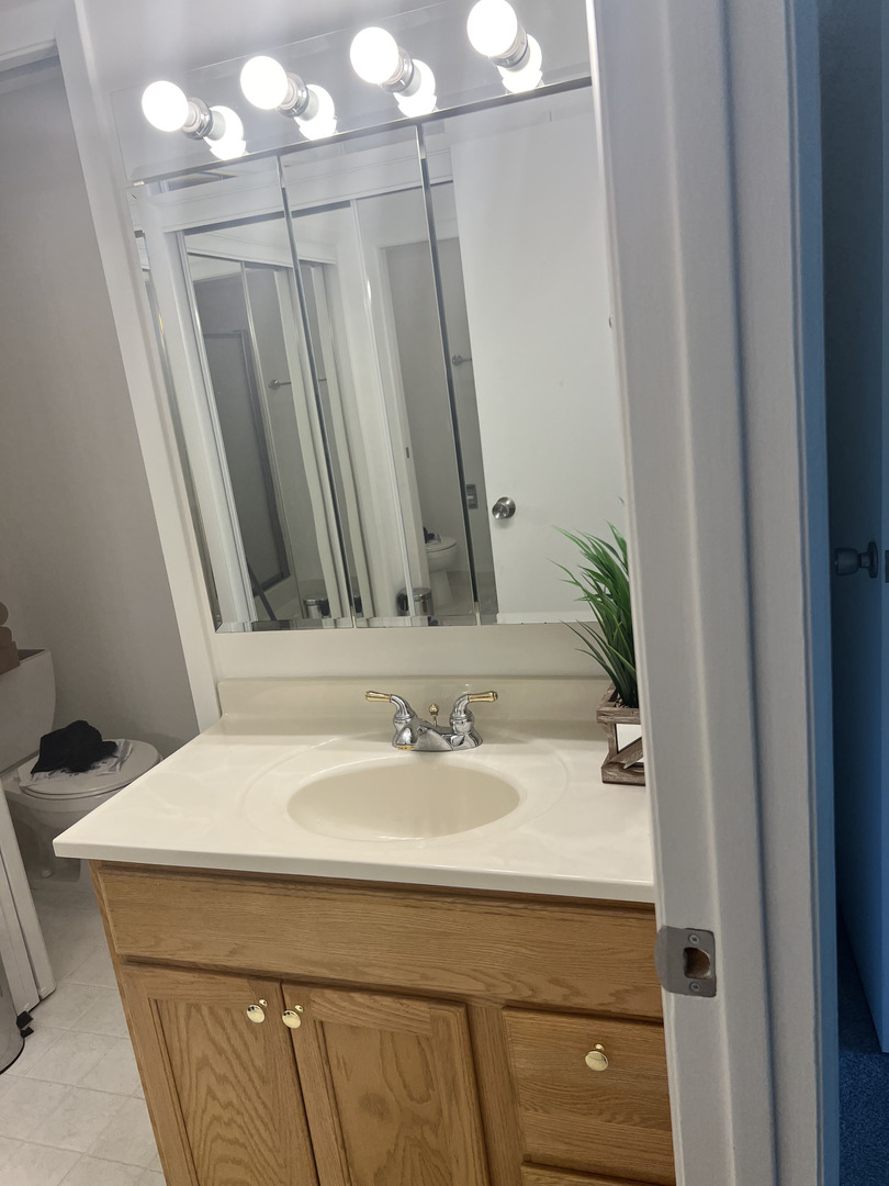 1053 W Ogden Avenue Unit: 339