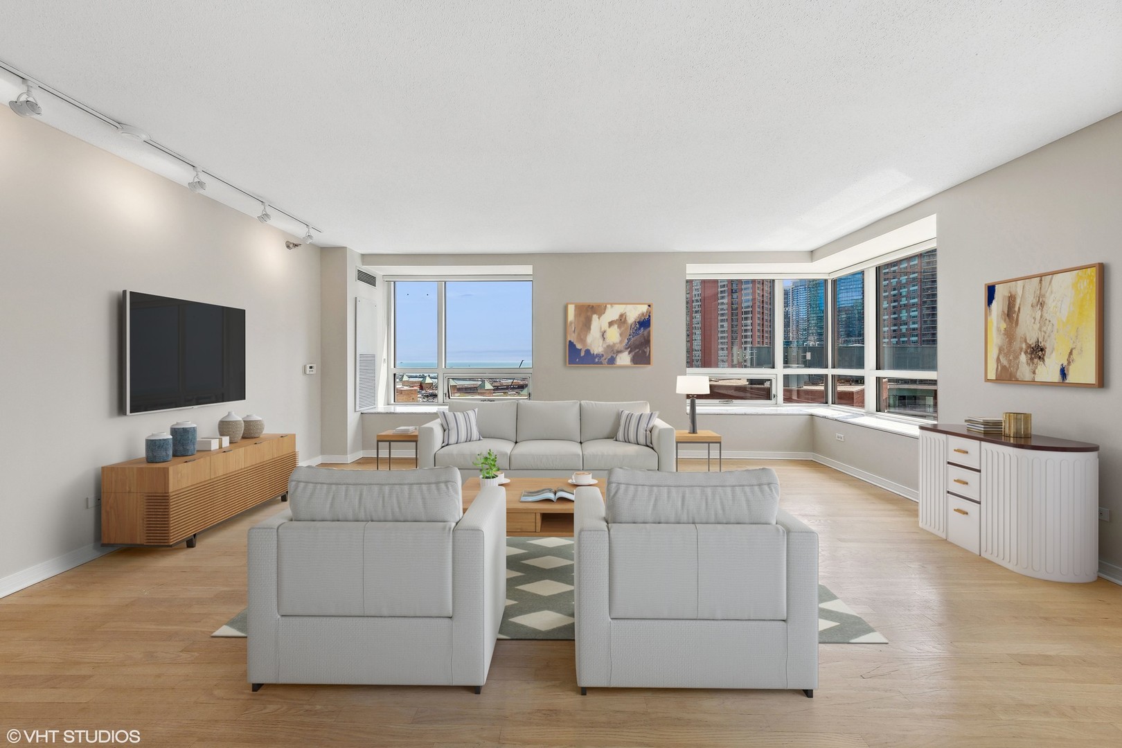 512 N MCCLURG Court Unit: 607