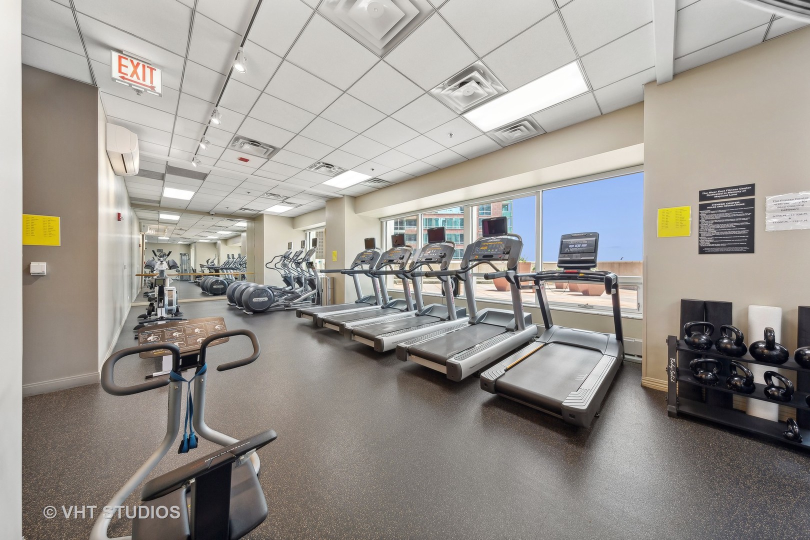 512 N MCCLURG Court Unit: 607