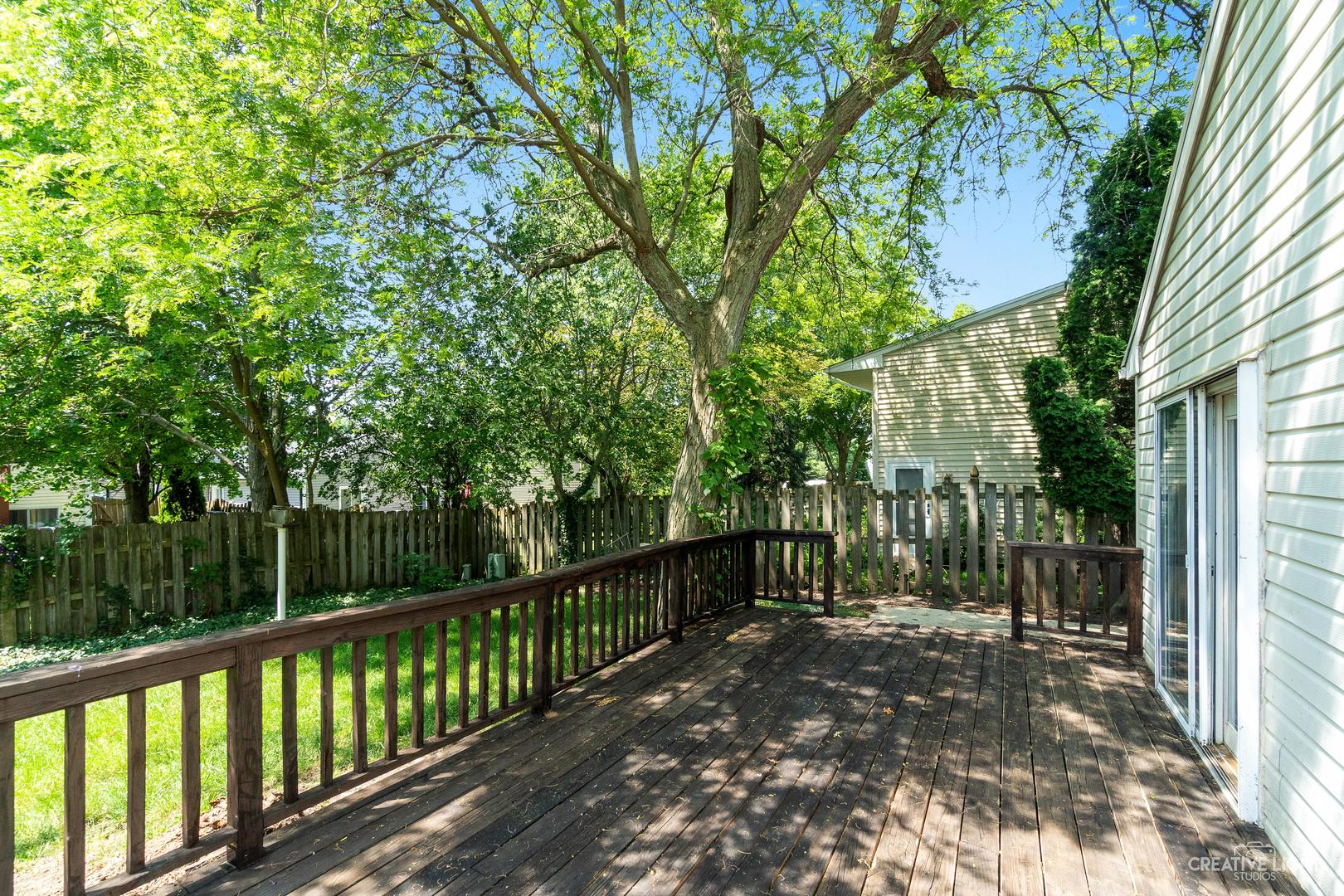 2451 HEDGE ROW Drive