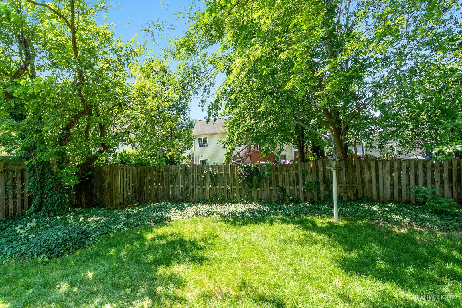 2451 HEDGE ROW Drive