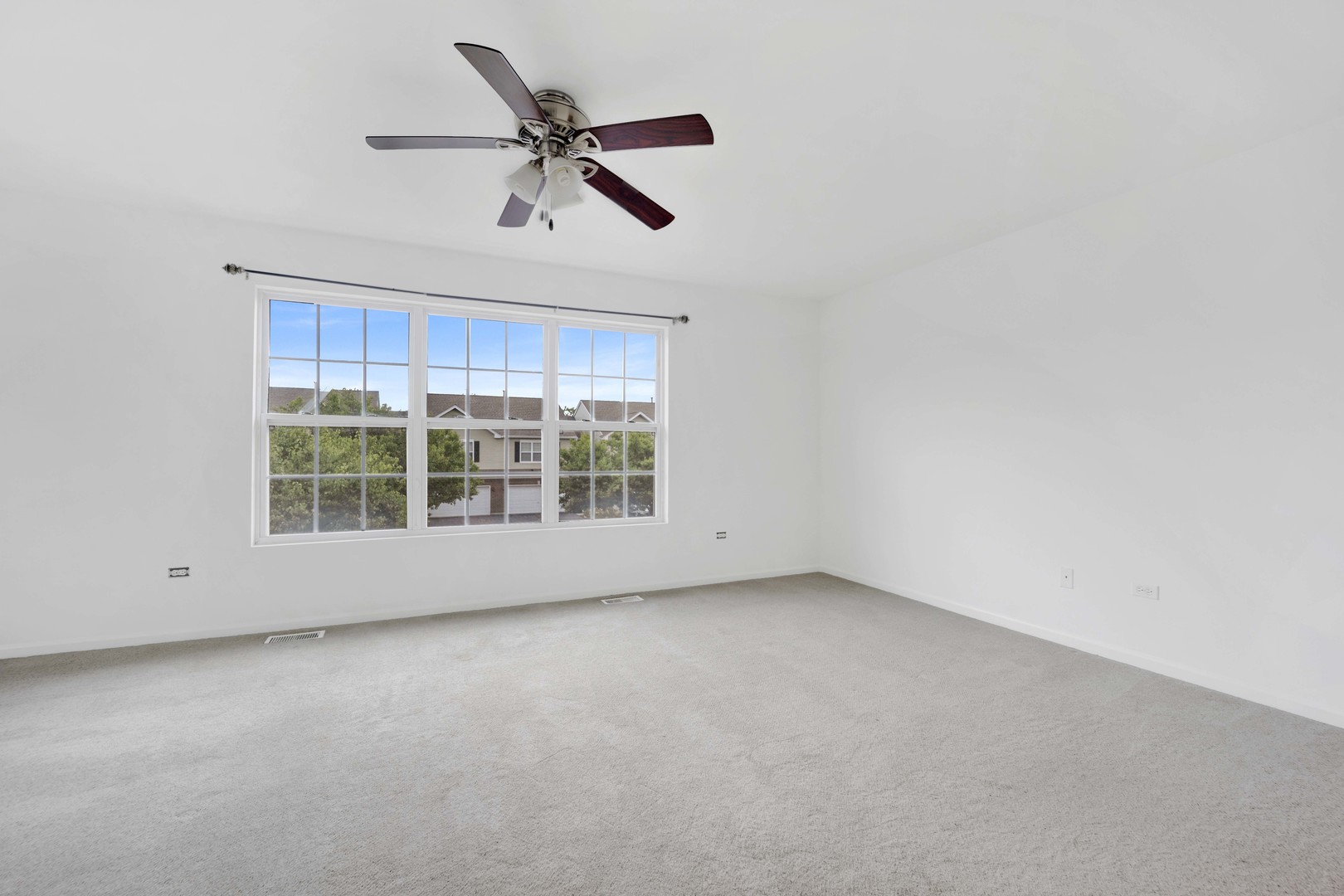 1502 SHAGBARK Drive Unit: 1502