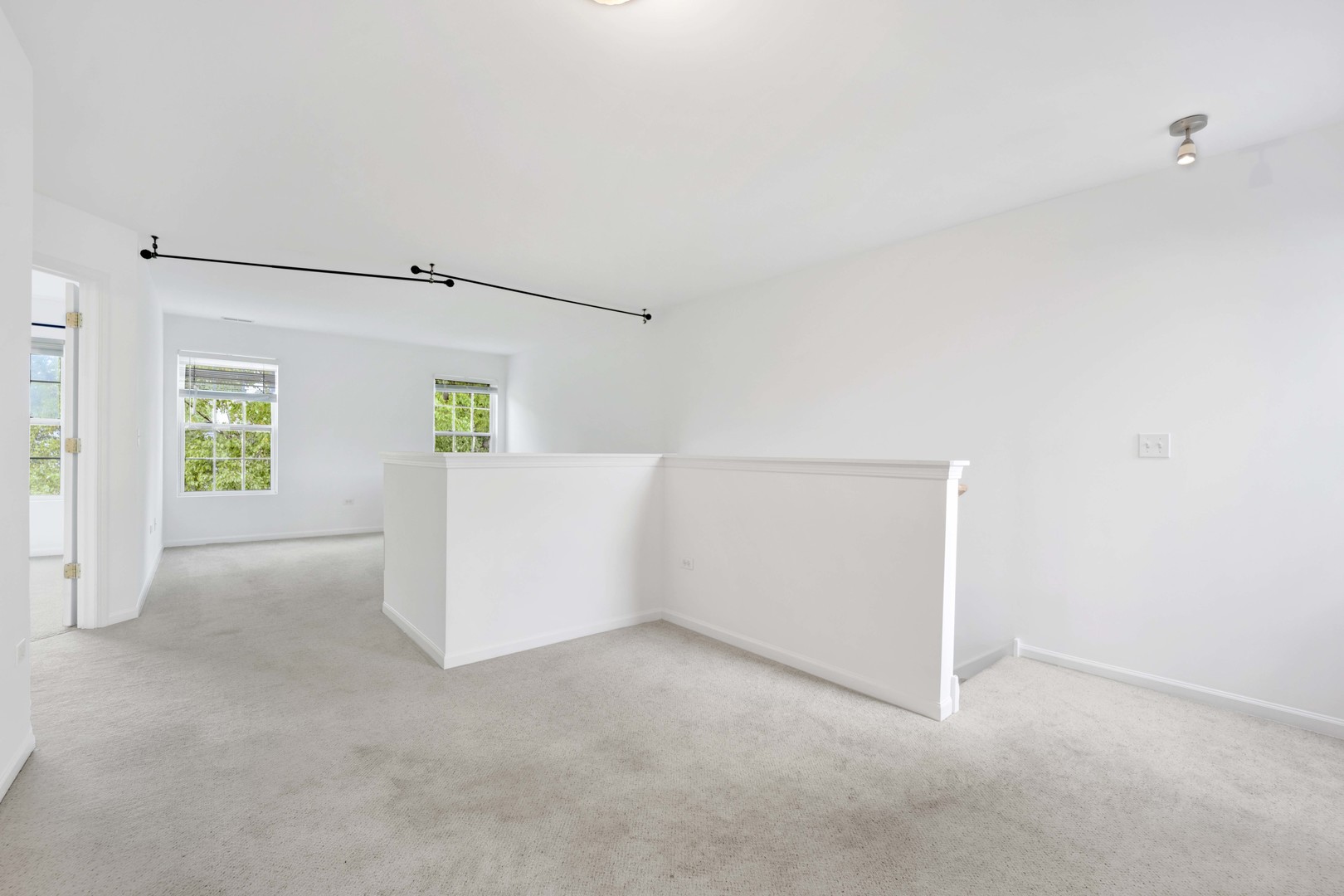 1502 SHAGBARK Drive Unit: 1502