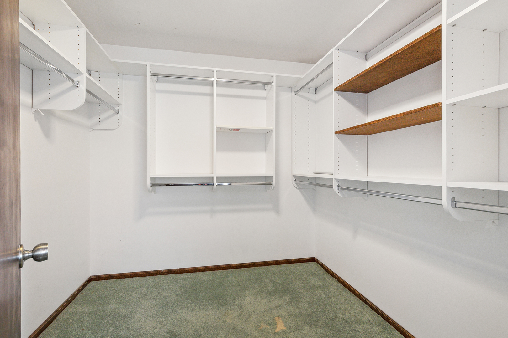 3018 Bonnie Brae Crescent