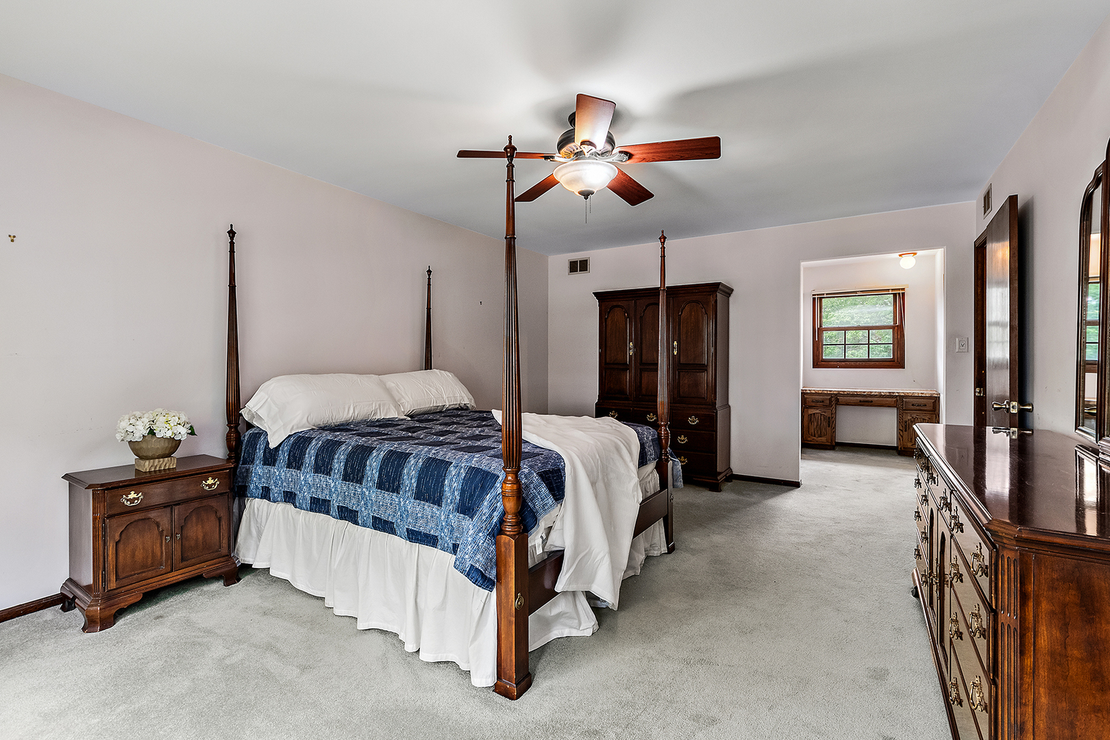 3018 Bonnie Brae Crescent