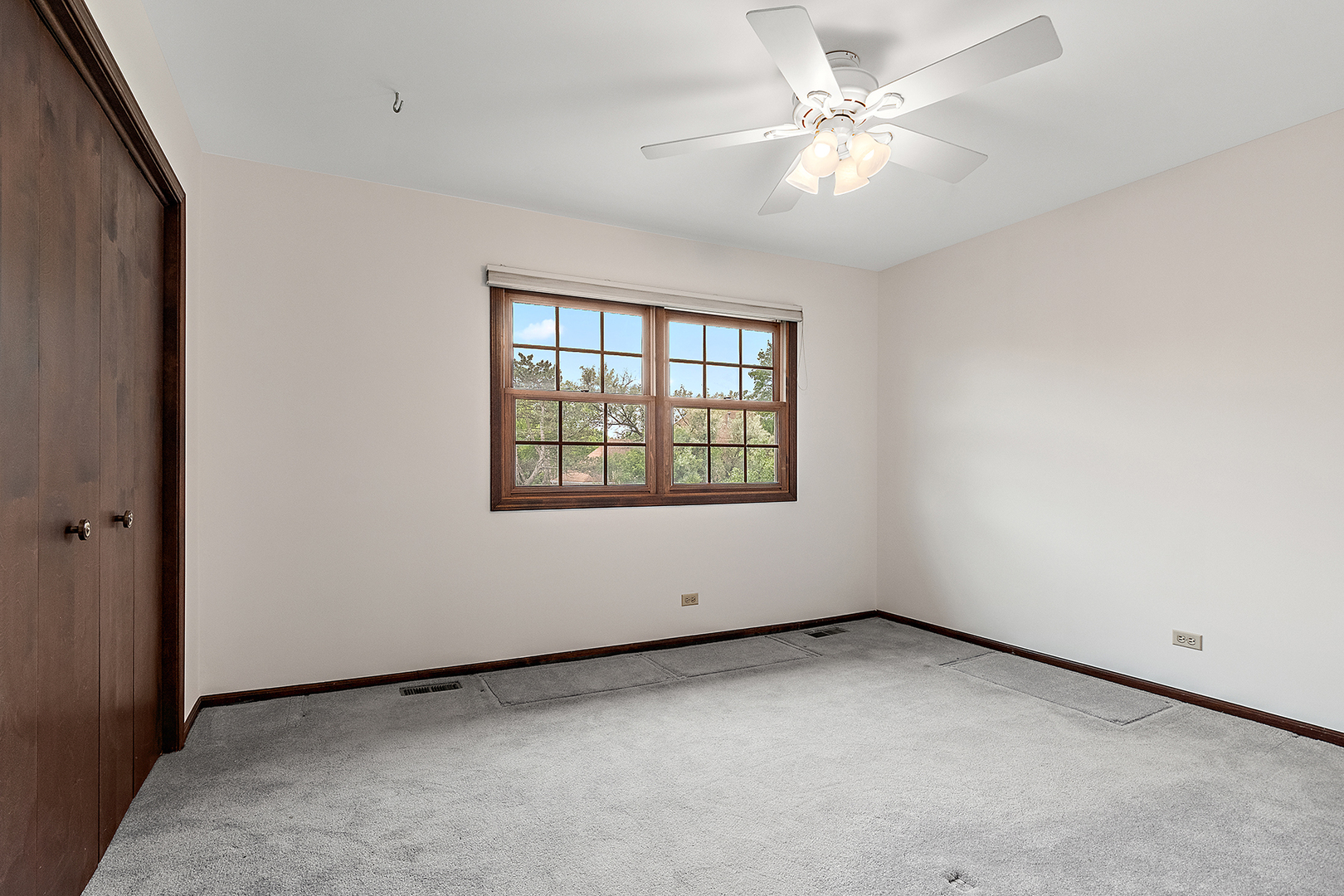 3018 Bonnie Brae Crescent