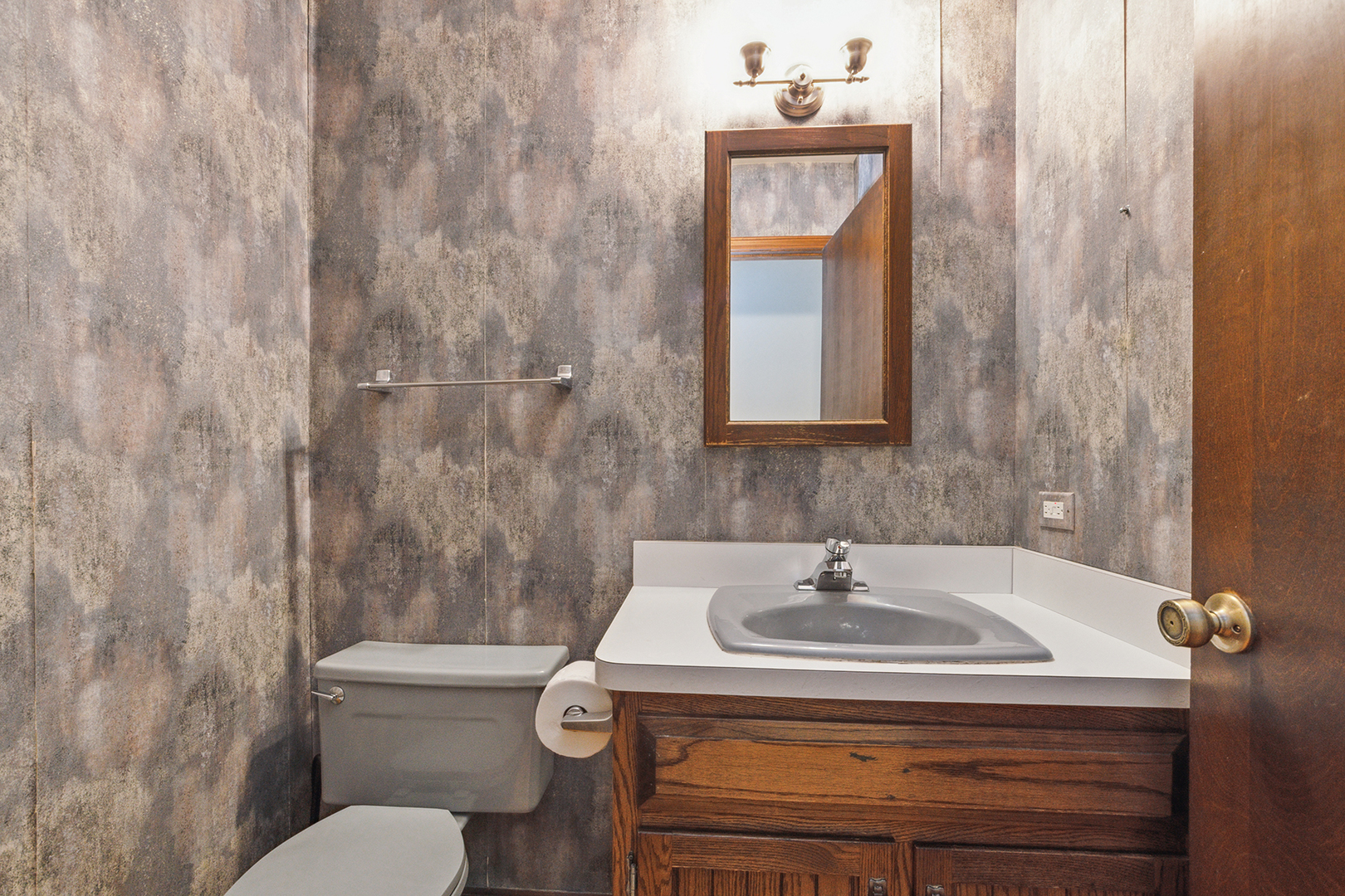 3018 Bonnie Brae Crescent