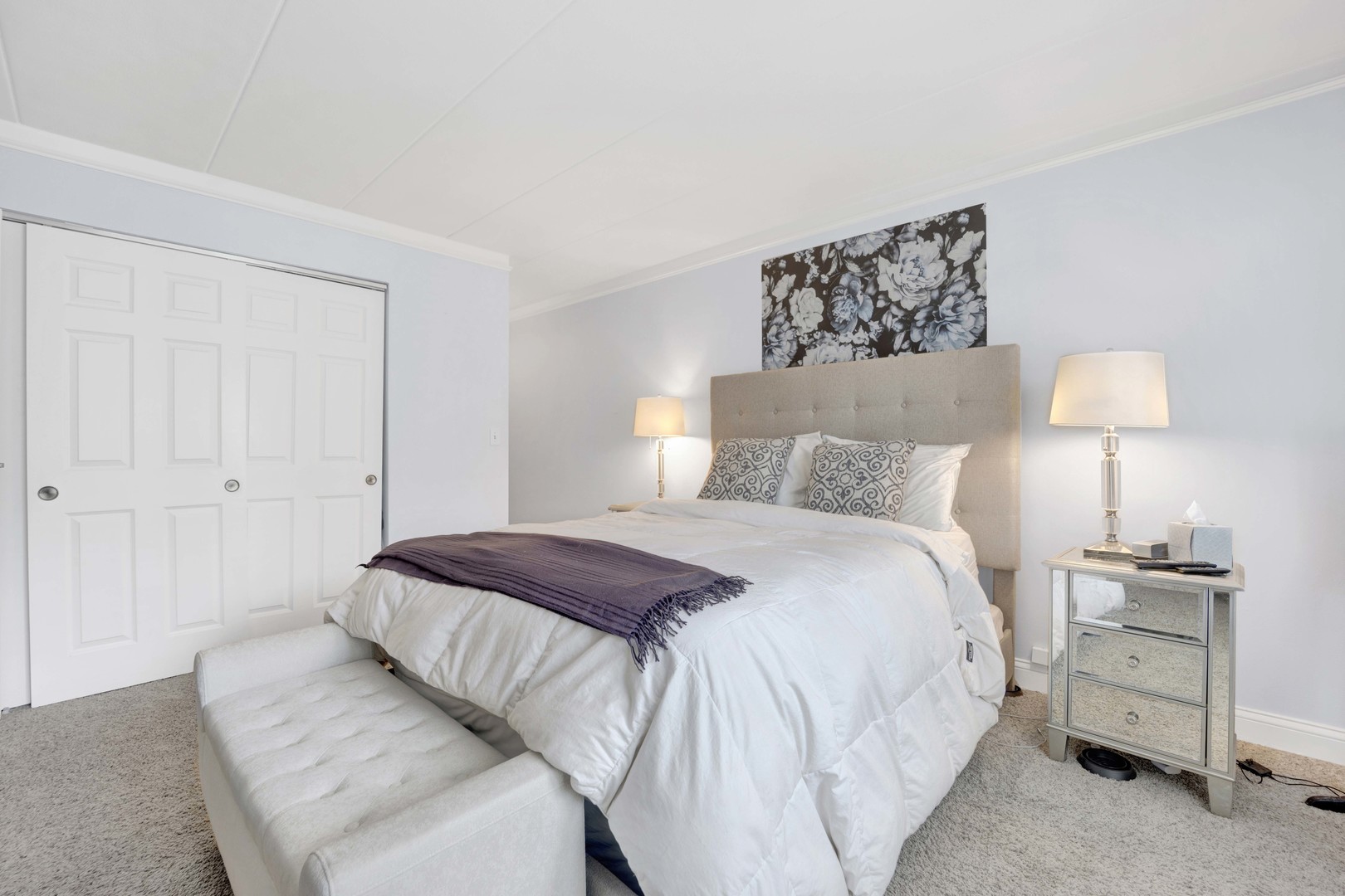 5S040 PEBBLEWOOD Lane Unit: E207