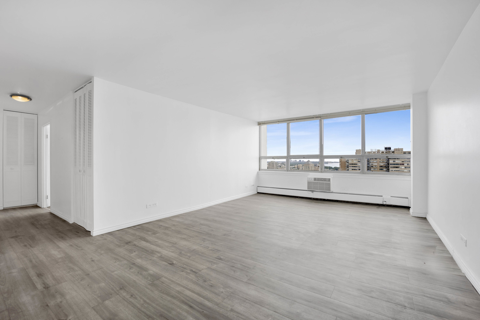 6171 N Sheridan Road Unit: 2409