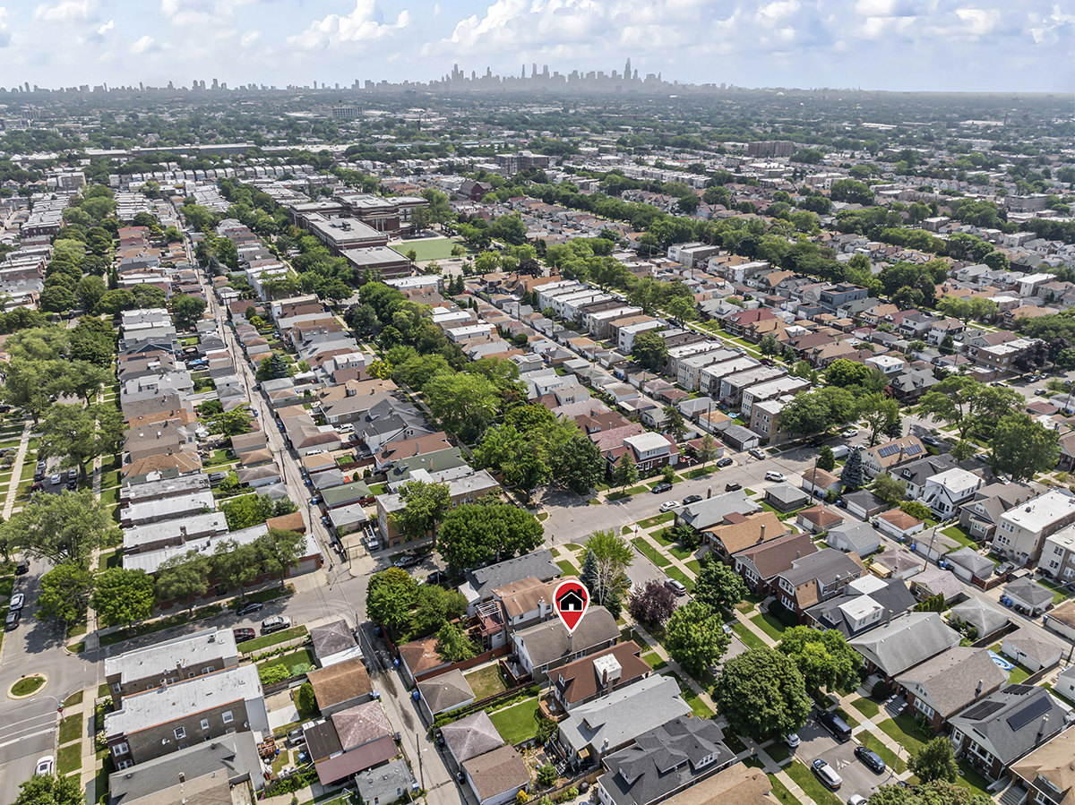 5106 W Nelson Street