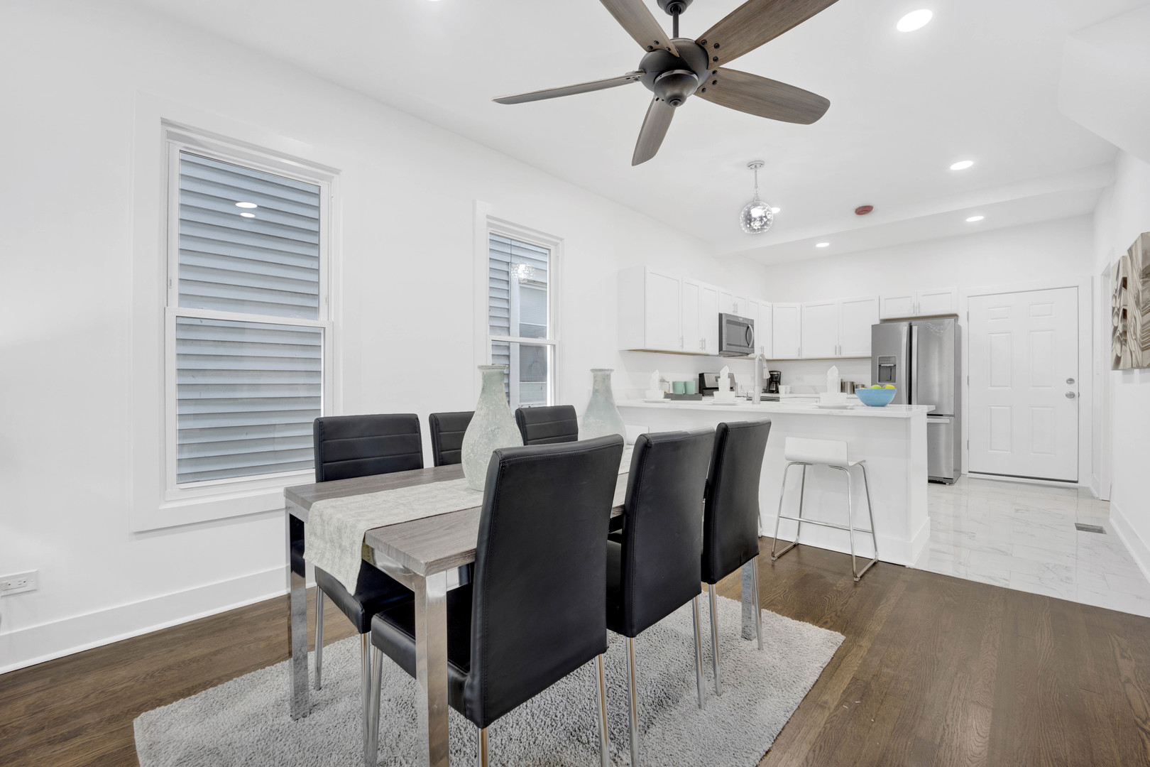 724 N Lockwood Avenue