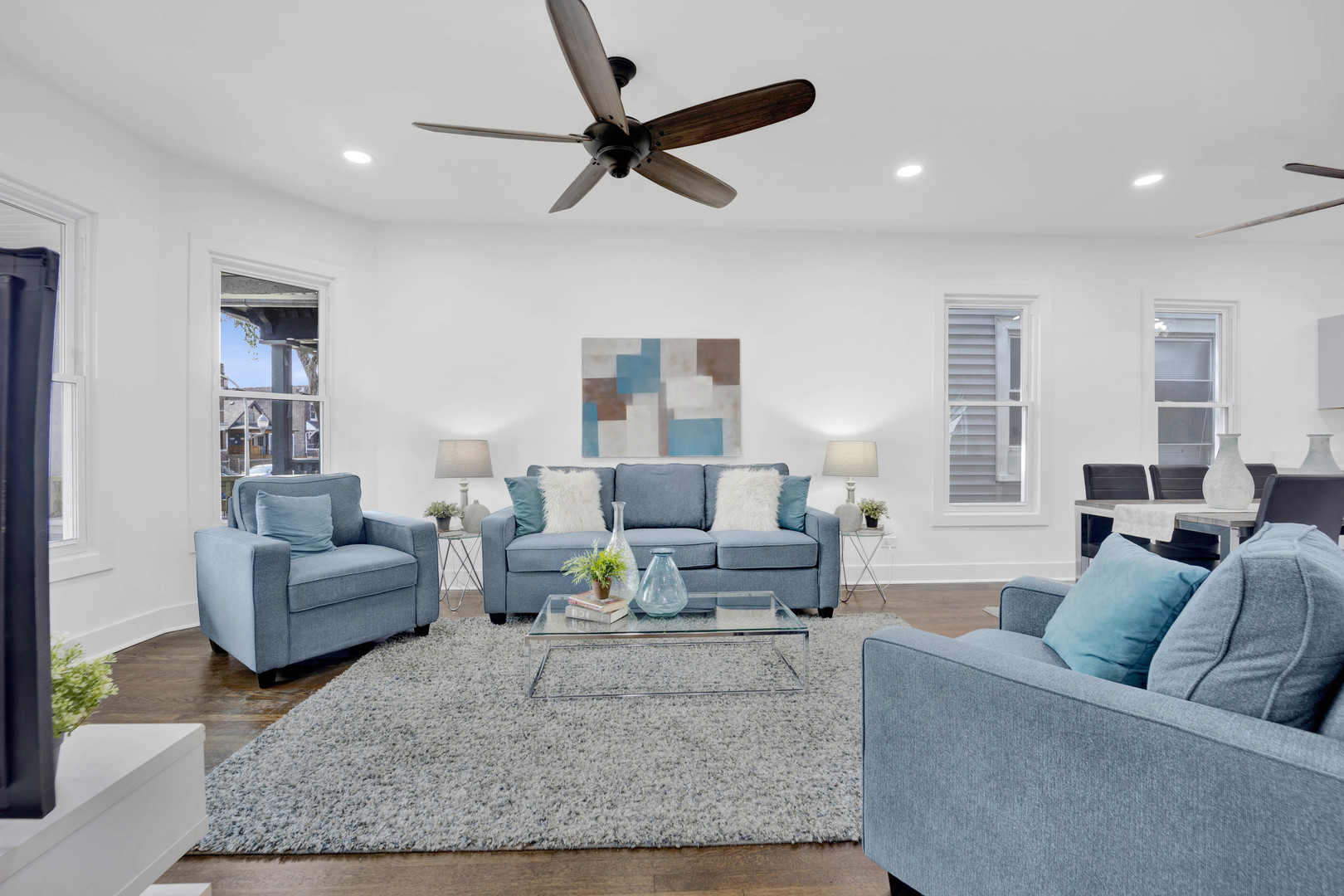 724 N Lockwood Avenue