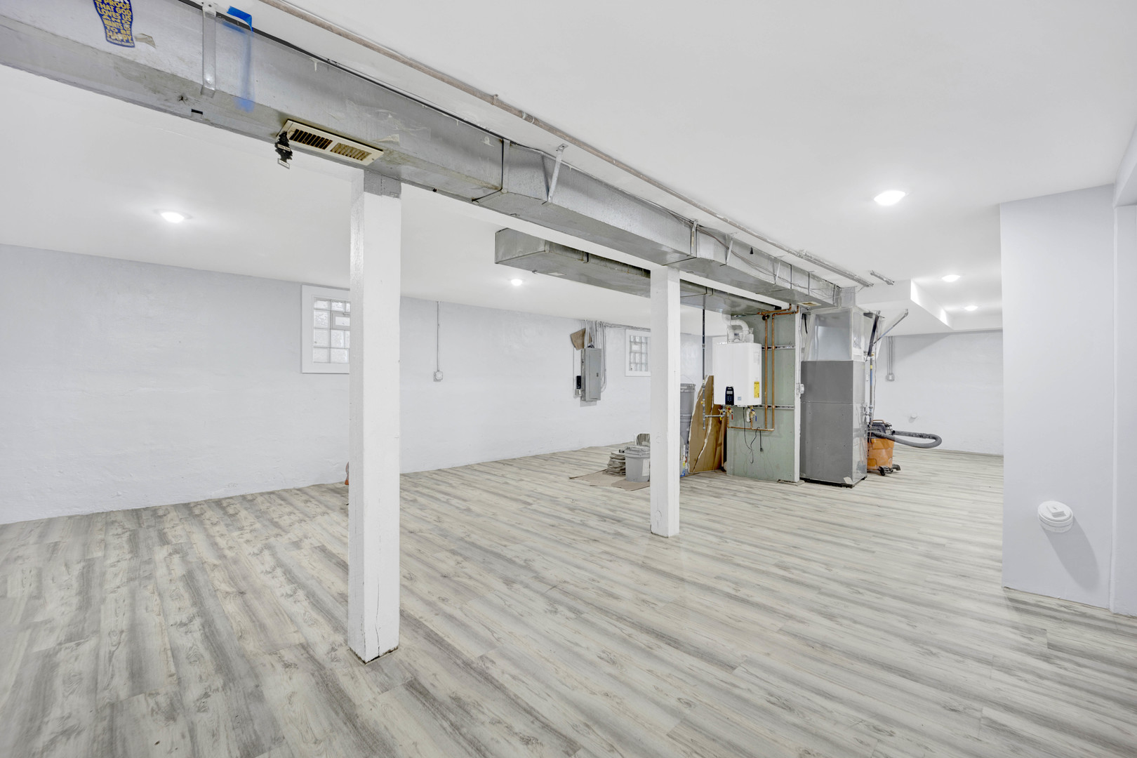 724 N Lockwood Avenue