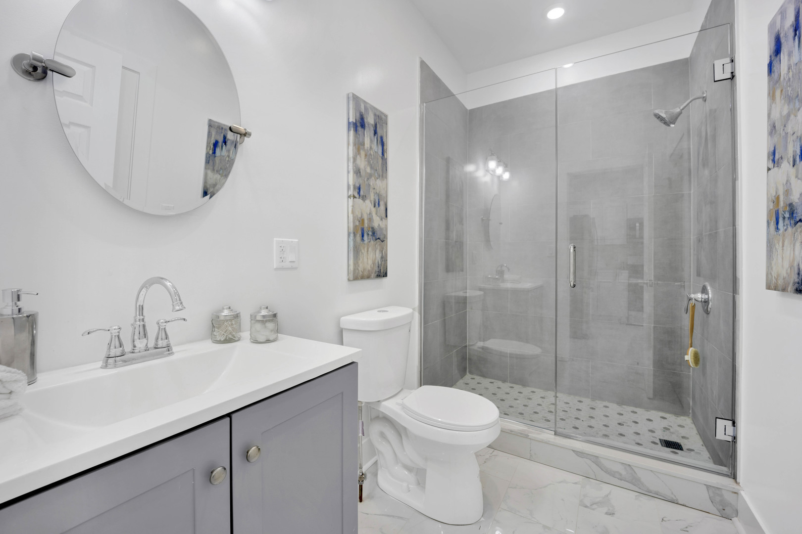 724 N Lockwood Avenue