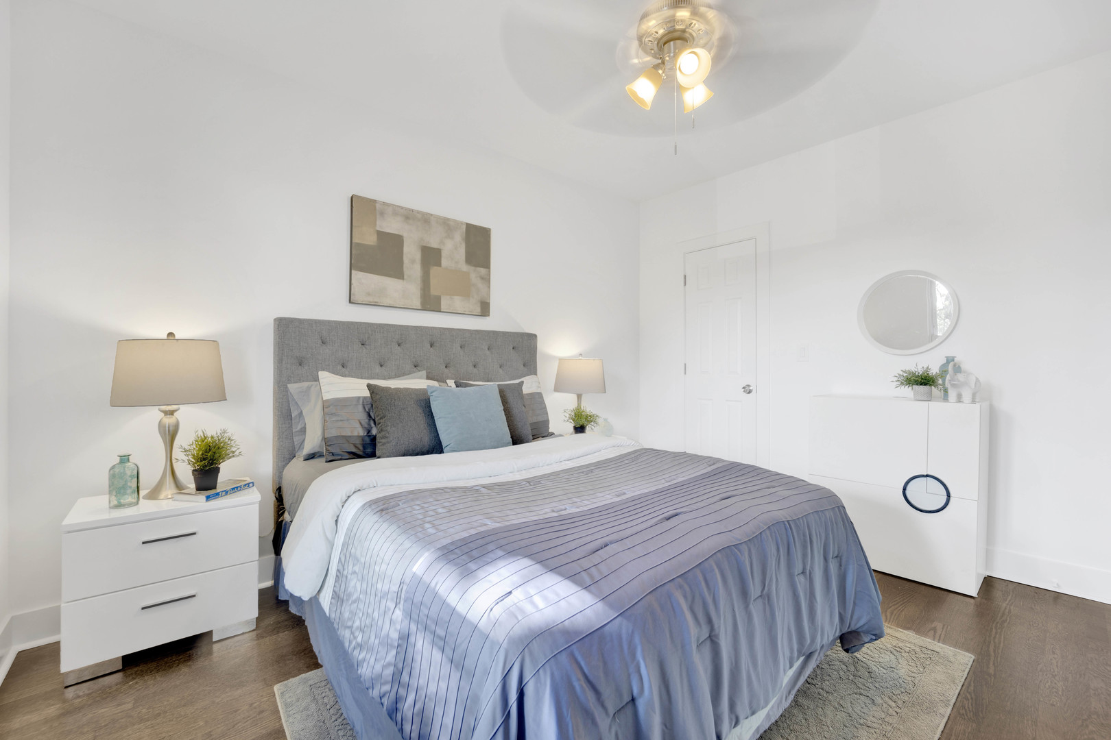 724 N Lockwood Avenue