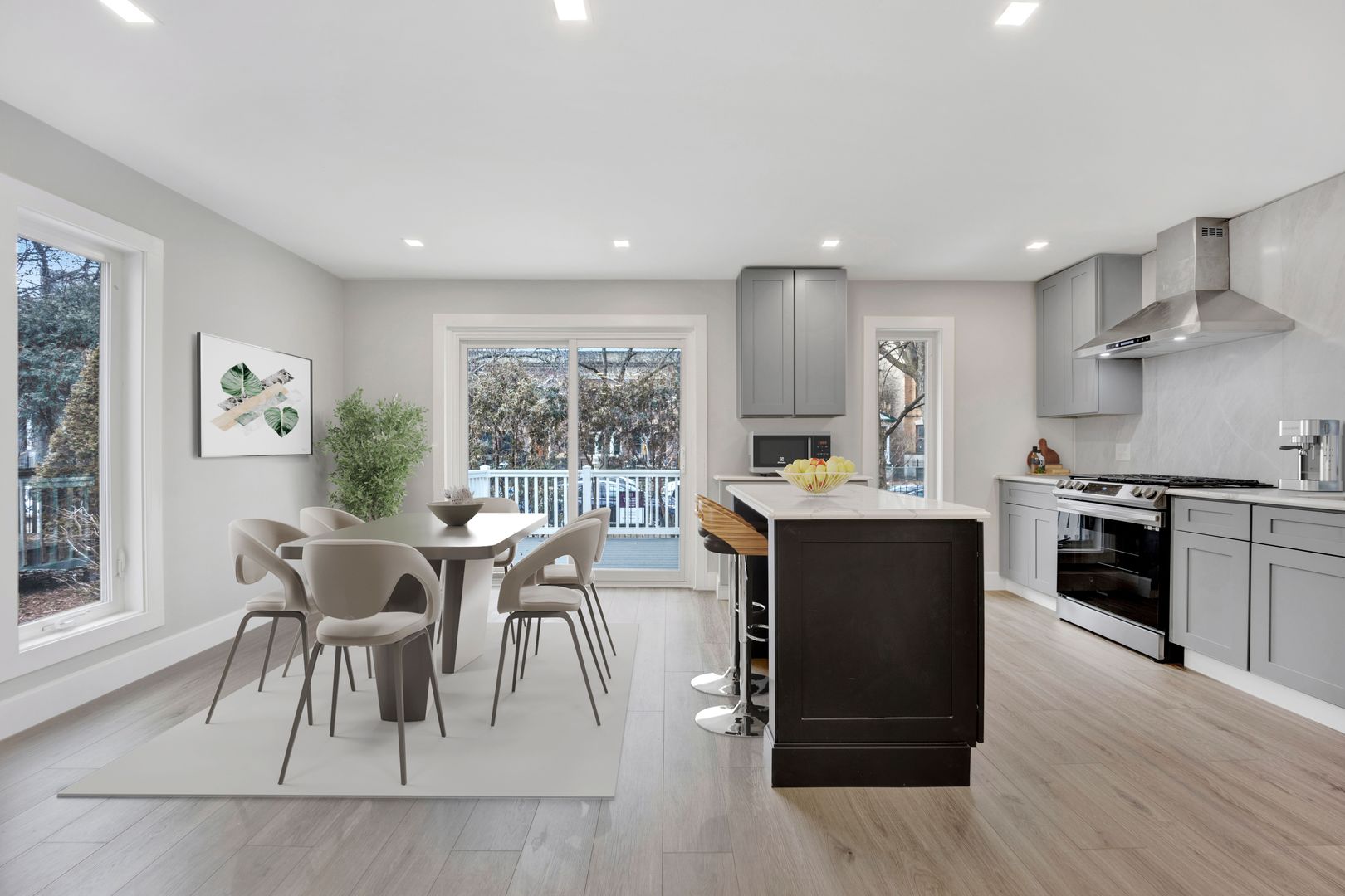 4649 N Kenmore Avenue Unit: A