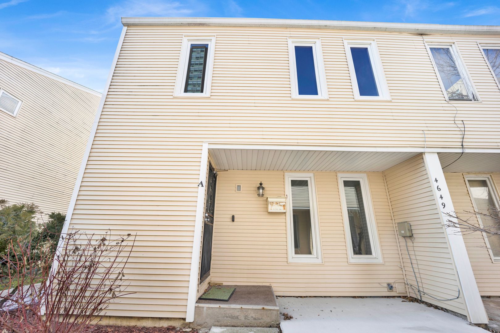 4649 N Kenmore Avenue Unit: A