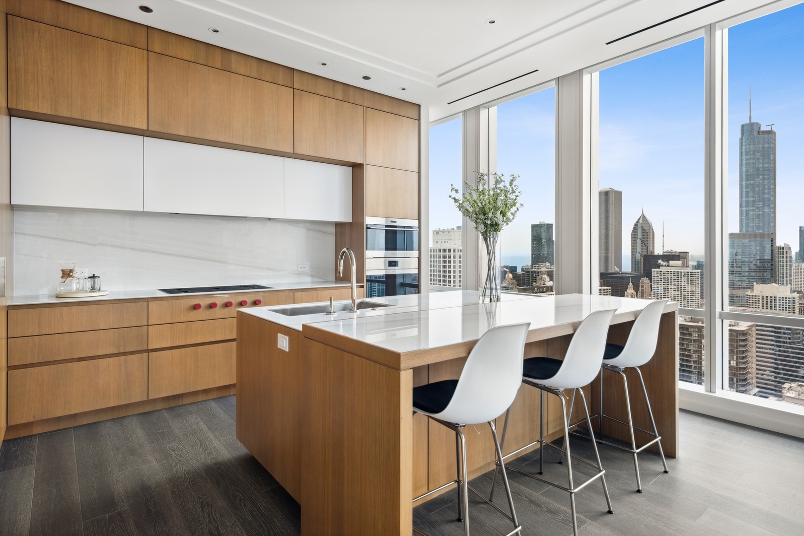 14 W Superior Street Unit: 5302