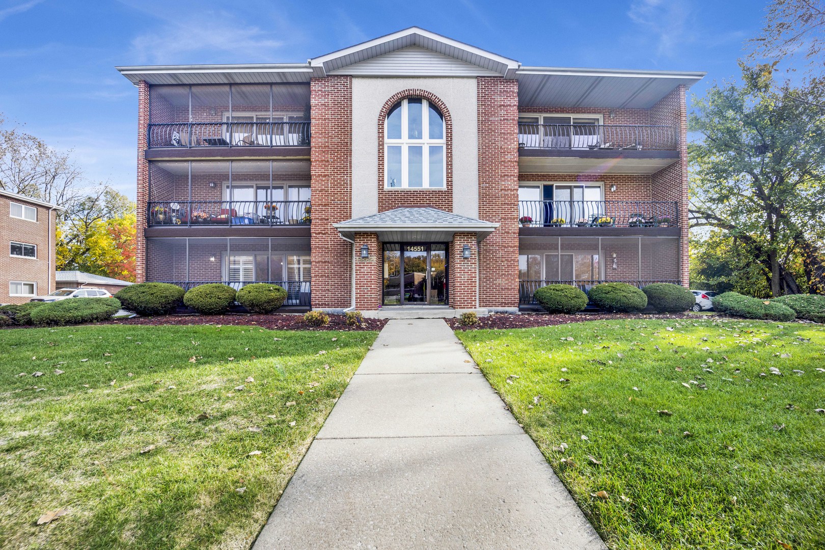 14551 S Ravinia Avenue Unit: 1B