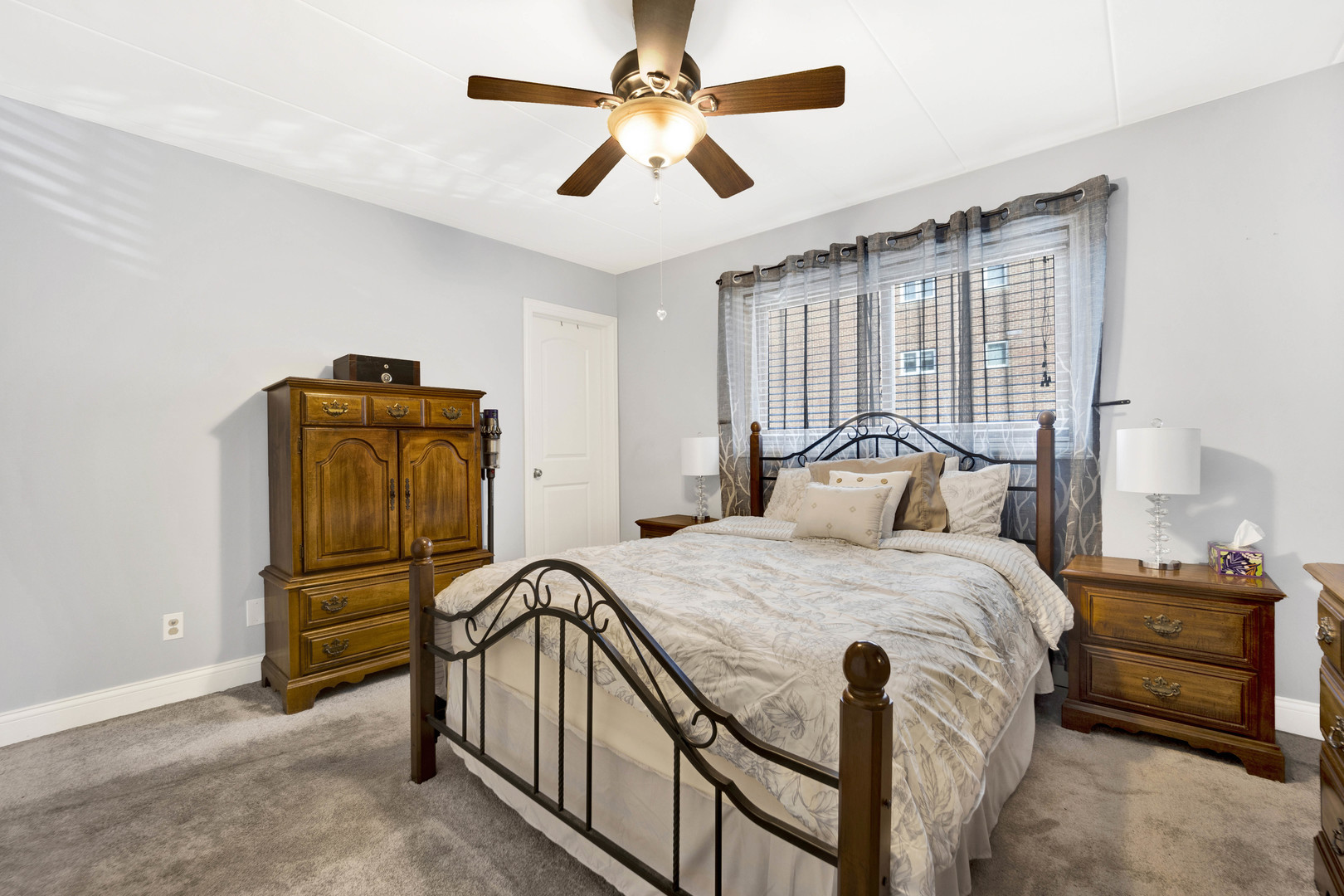 14551 S Ravinia Avenue Unit: 1B