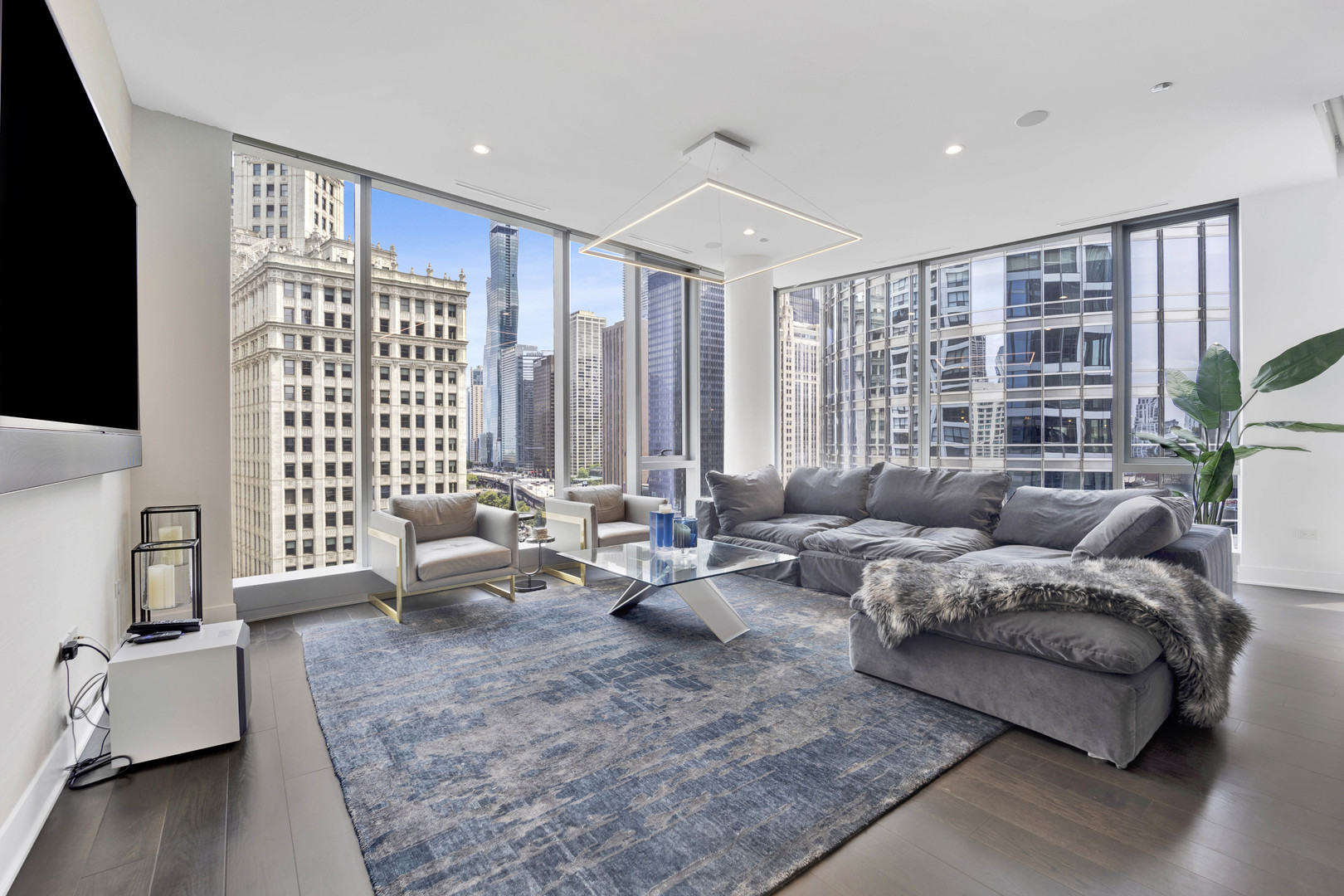 403 N Wabash Avenue Unit: 11A