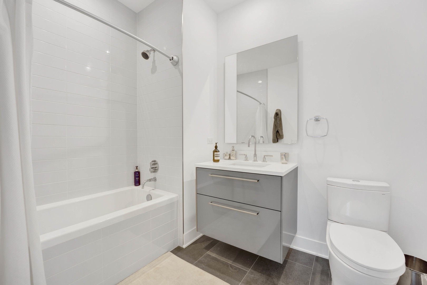 403 N Wabash Avenue Unit: 11A