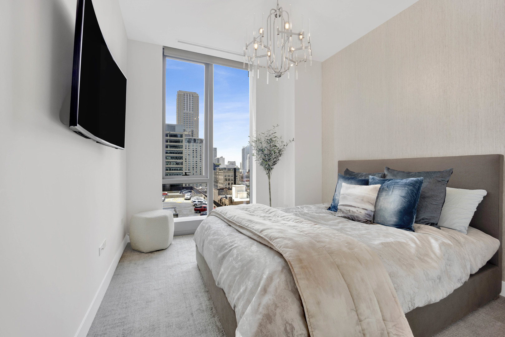 403 N Wabash Avenue Unit: 11A