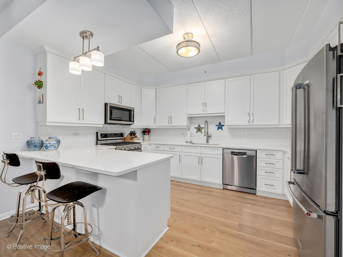 131 W ADELAIDE Street Unit: 303