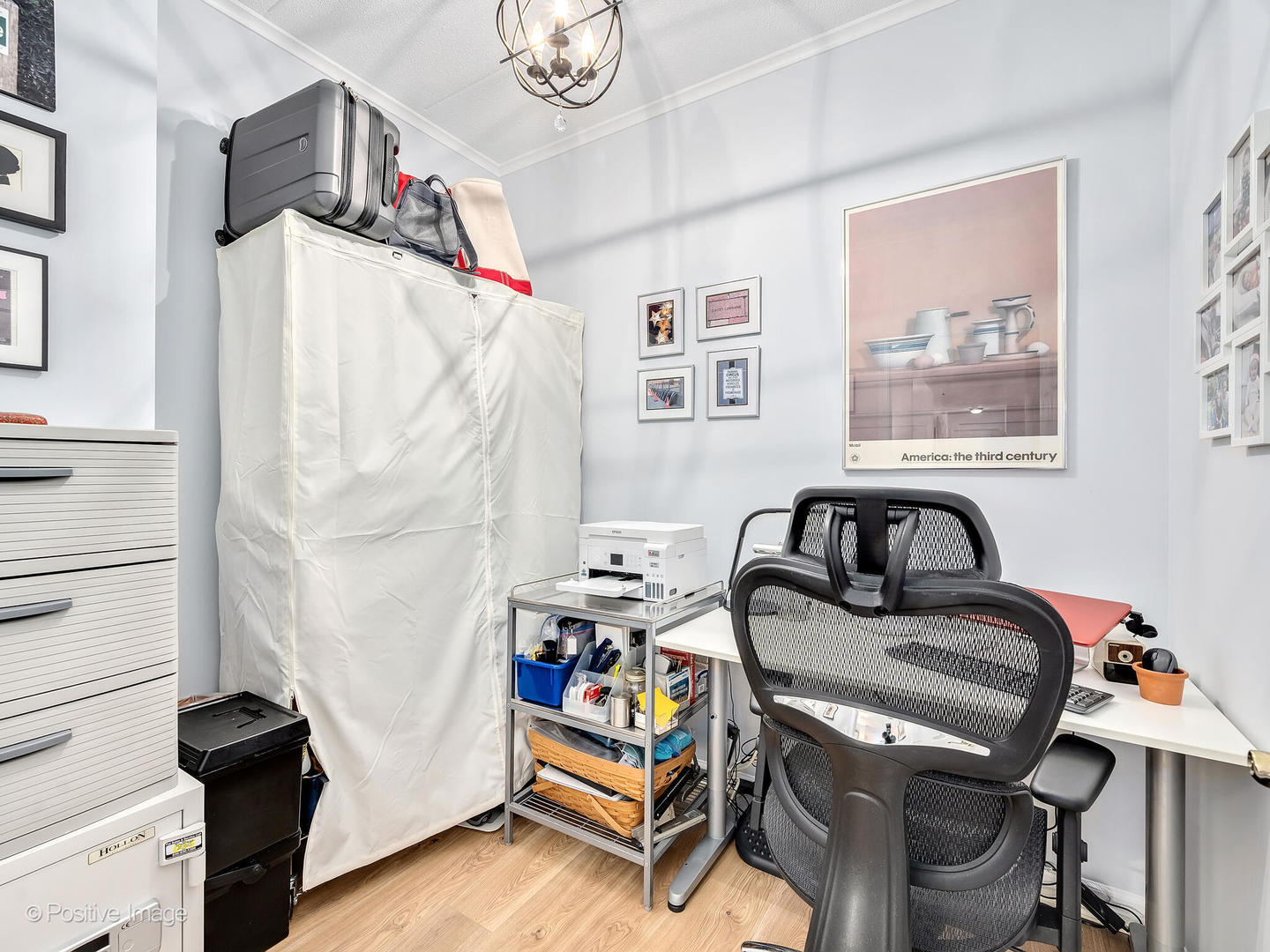 131 W ADELAIDE Street Unit: 303