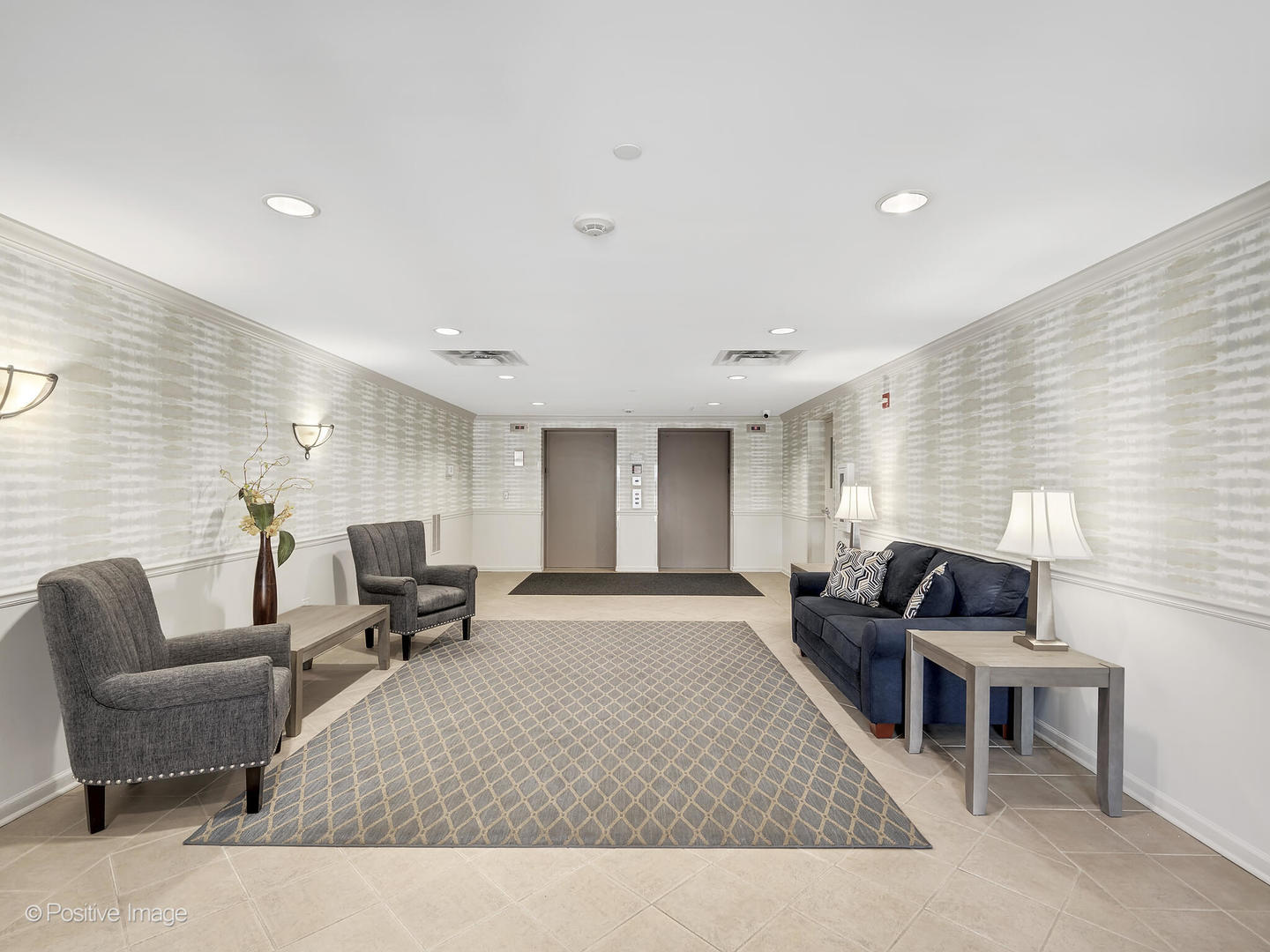 131 W ADELAIDE Street Unit: 303