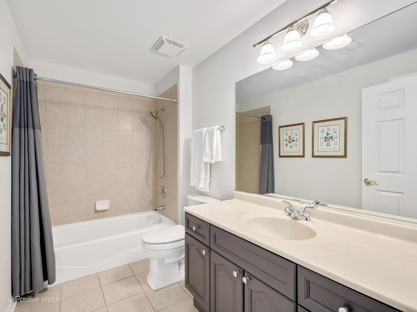 131 W ADELAIDE Street Unit: 303