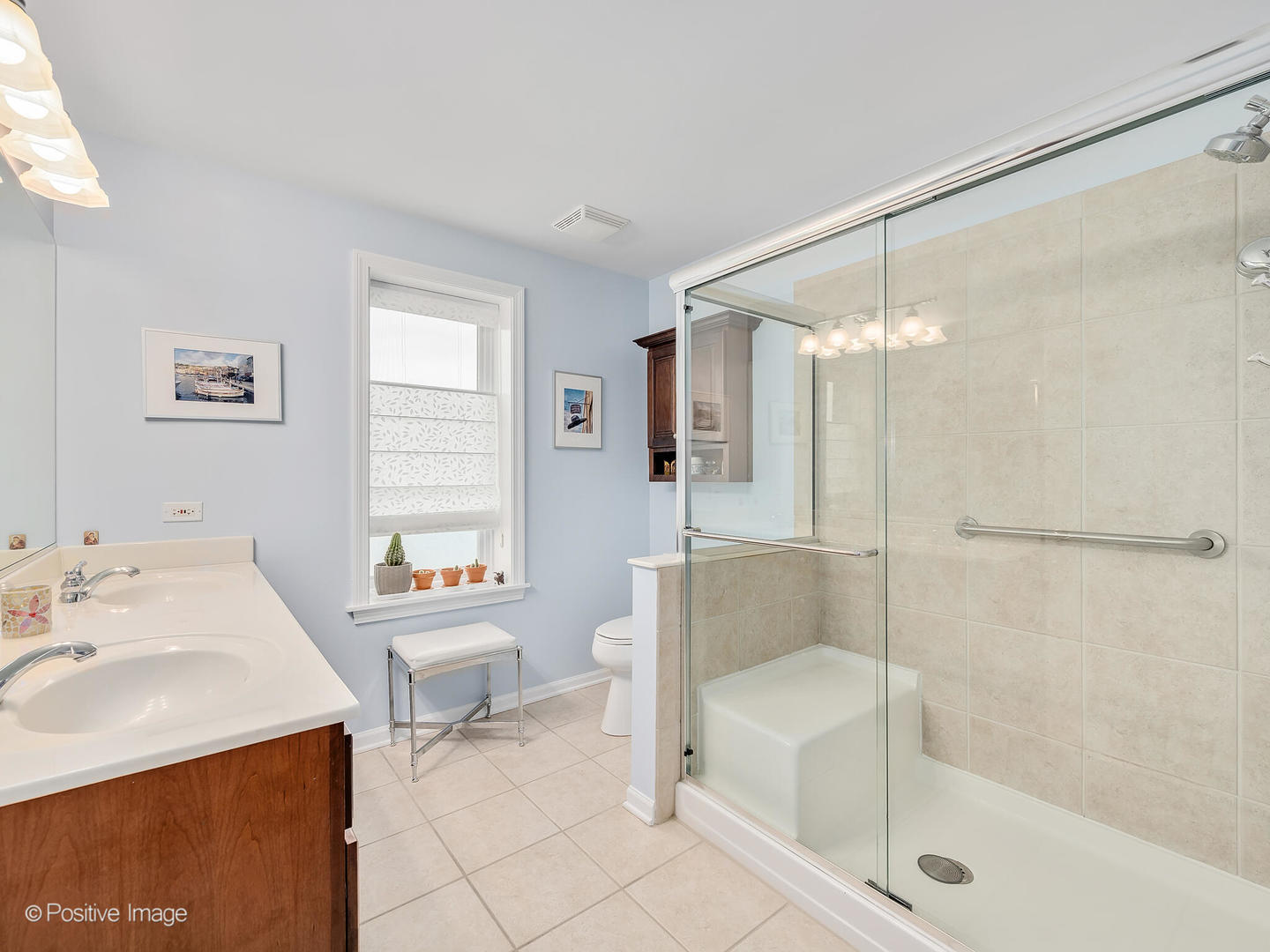 131 W ADELAIDE Street Unit: 303