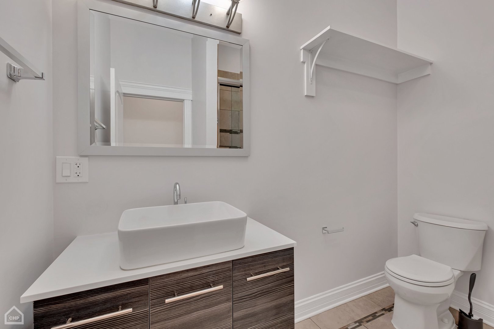 2825 W Congress Parkway