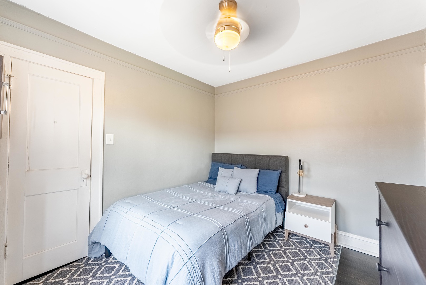 114 Lincoln Avenue Unit: 3C
