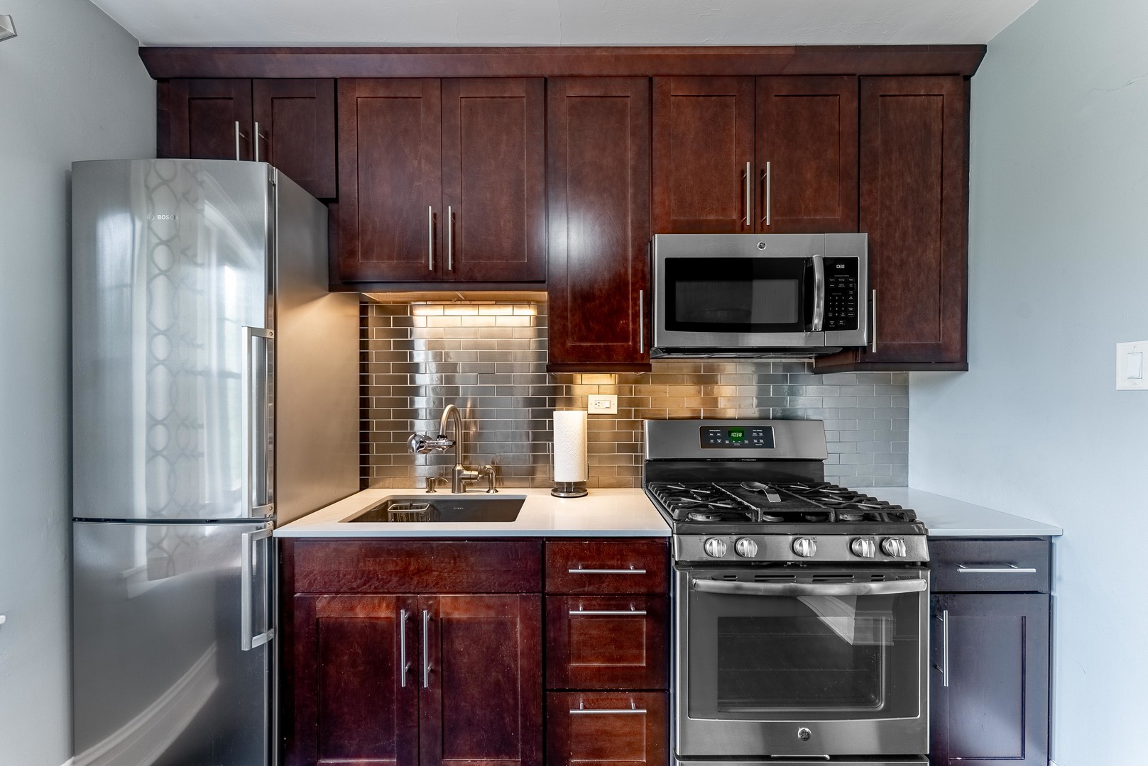 114 Lincoln Avenue Unit: 3C