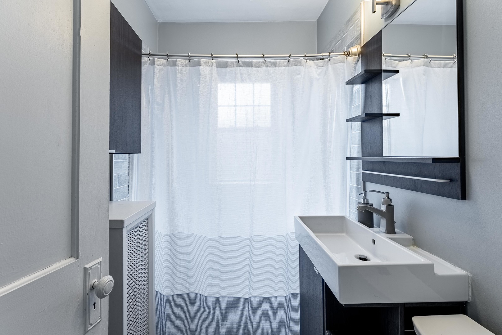 114 Lincoln Avenue Unit: 3C