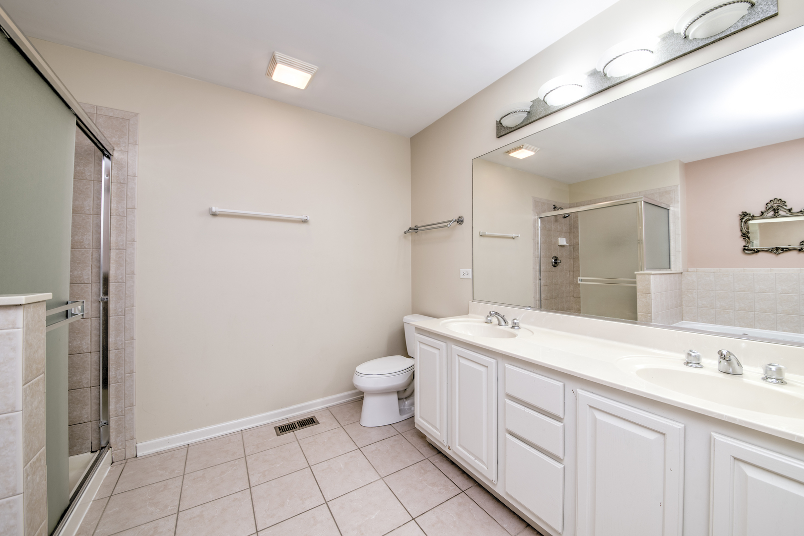 5565 Cambridge Way