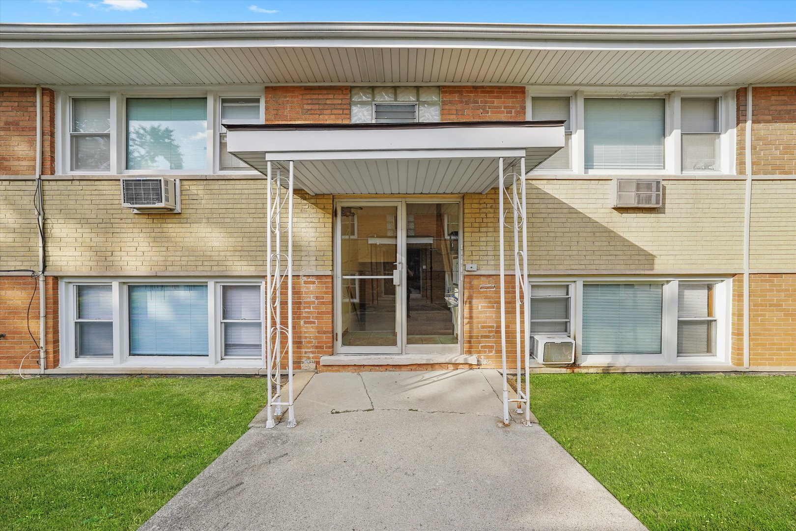 18508 Torrence Avenue